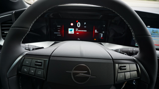 OPEL Mokka 1.2 MHEV GS-image-10