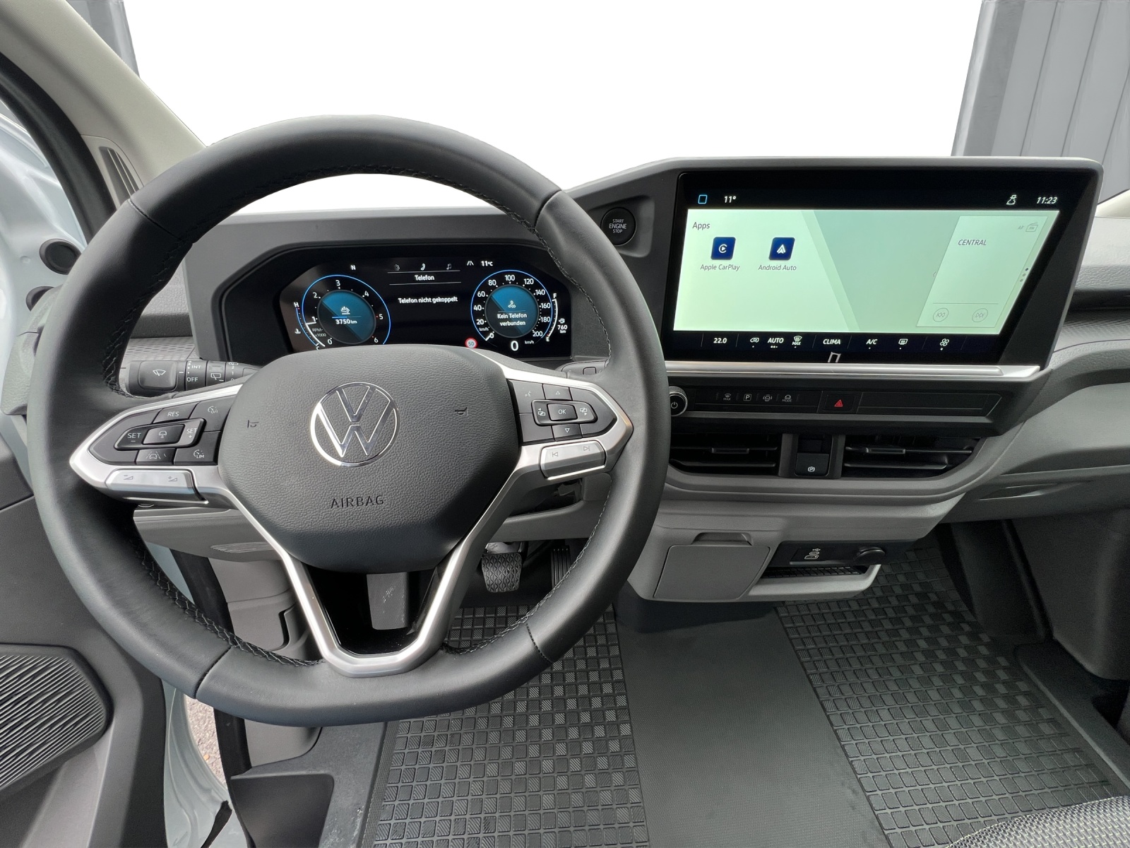VW Transporter 2.0 TDI Automat-image-11