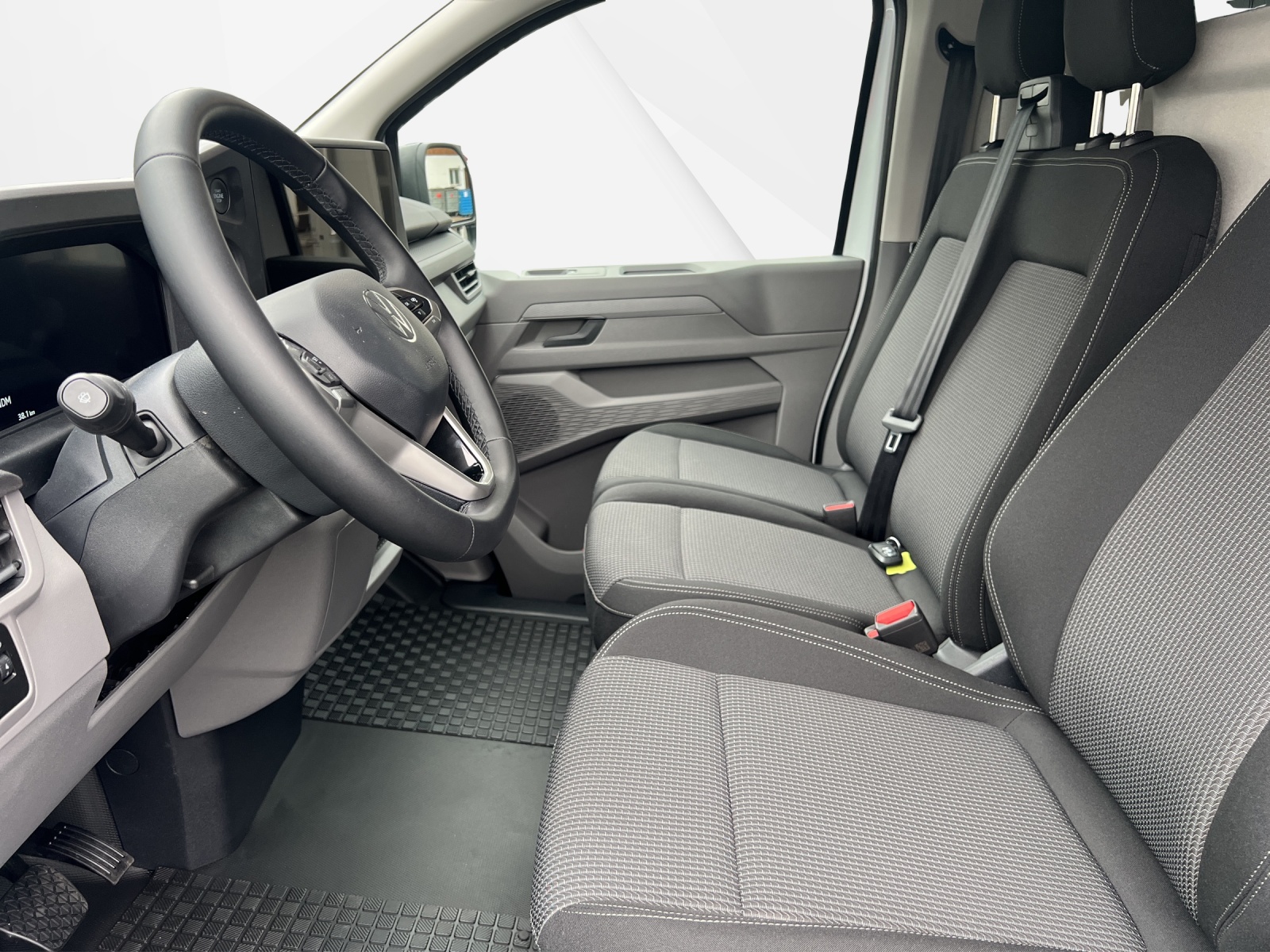 VW Transporter 2.0 TDI Automat-image-9