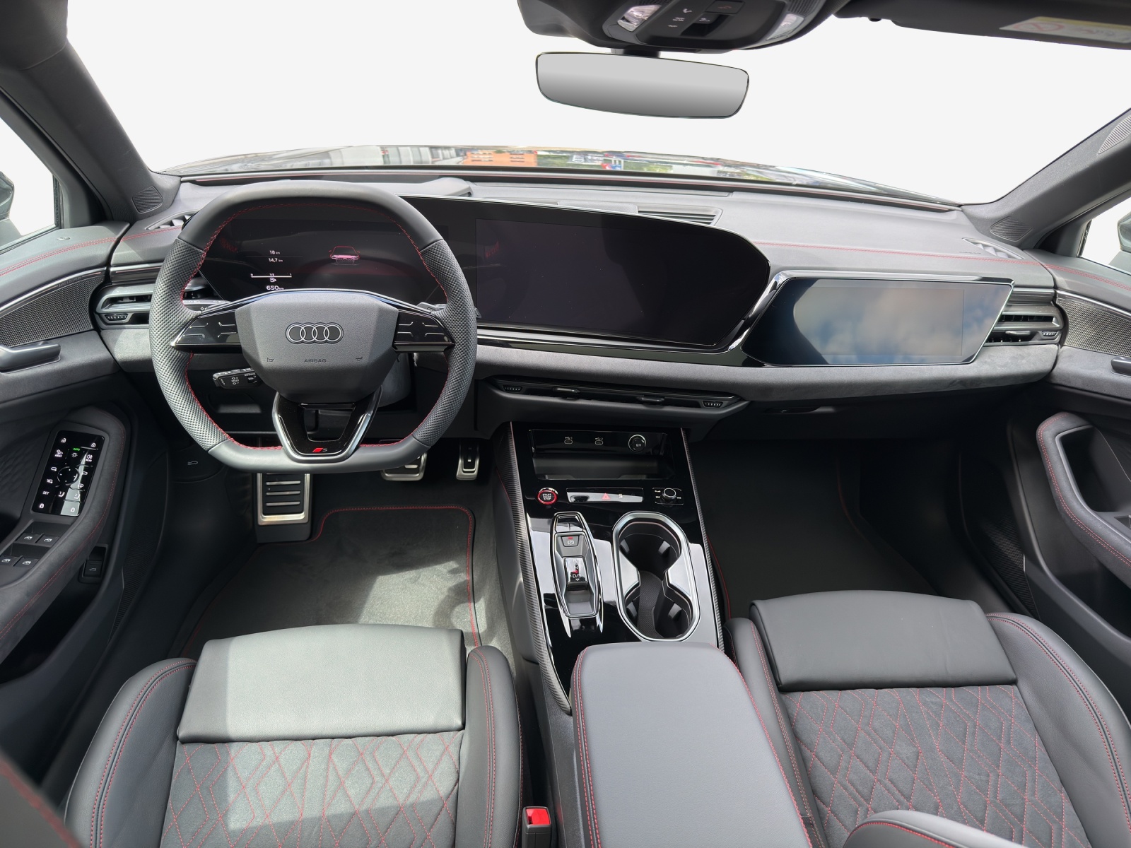 AUDI A6 Avant TFSI quattro 270 kW S tronic-image-8