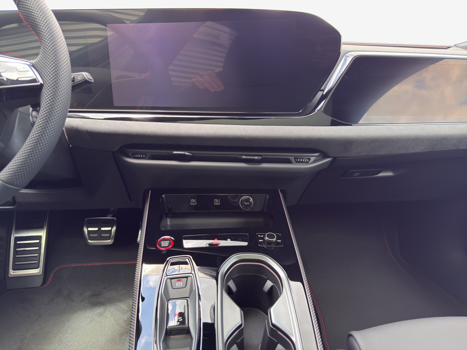 AUDI A6 Avant TFSI quattro 270 kW S tronic-image-10
