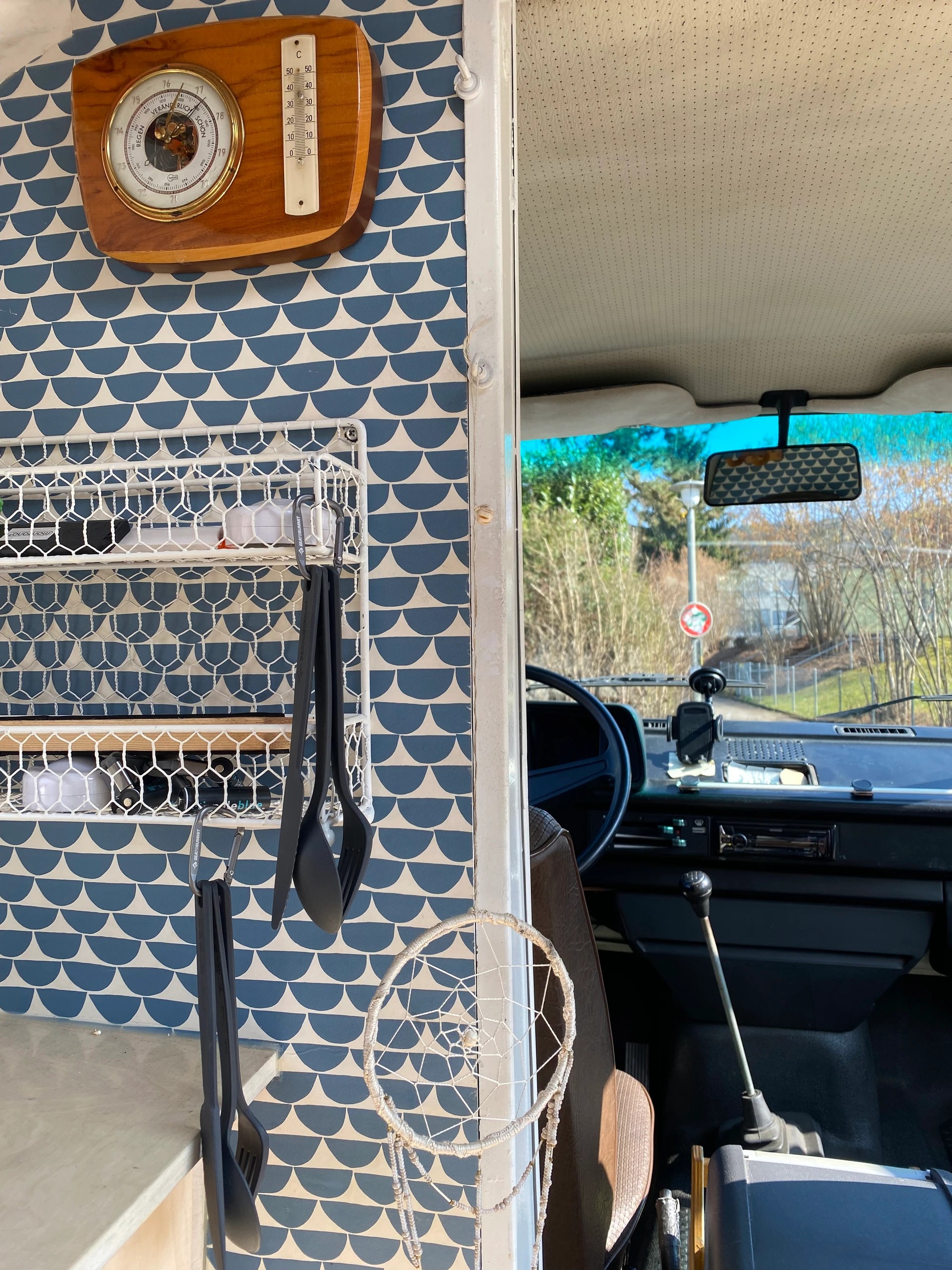VW (Typ 2) Camper-image-8