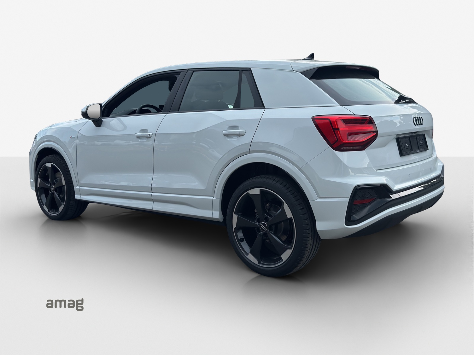 AUDI Q2 35 TFSI S line S-tronic-image-2