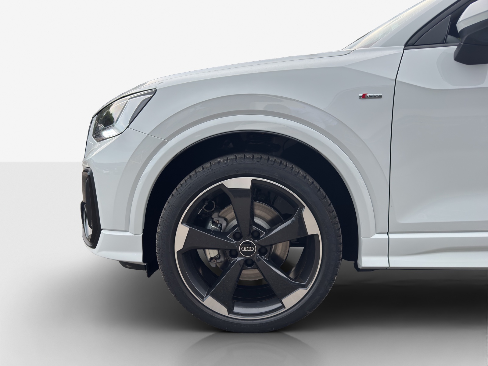 AUDI Q2 35 TFSI S line S-tronic-image-15