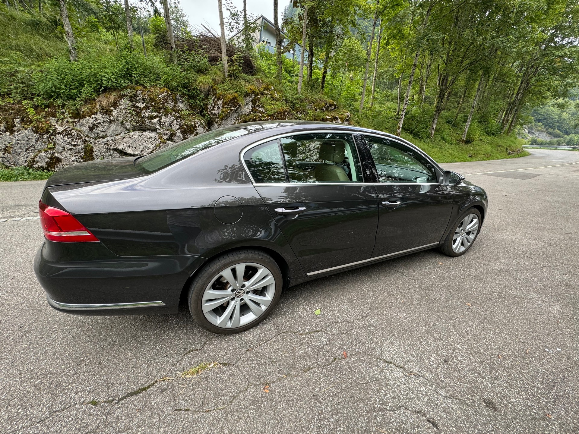 VW Passat 3.6 FSI Highline 4Motion DSG-image-2
