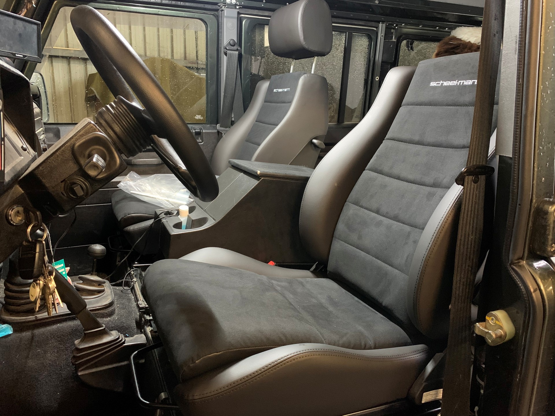 LAND ROVER Defender 110 SW 2.5 Td5-image-5