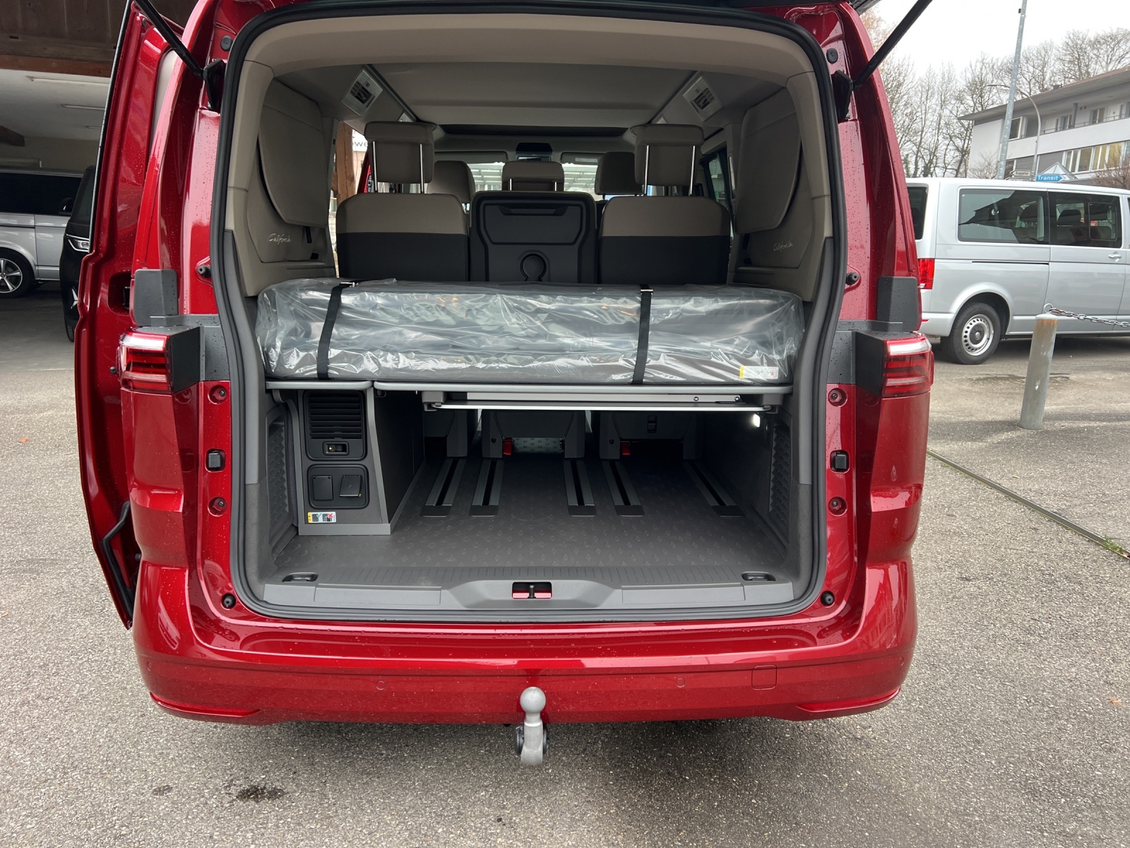 VW California 2.0 TDI Beach Tour Liberty-image-9