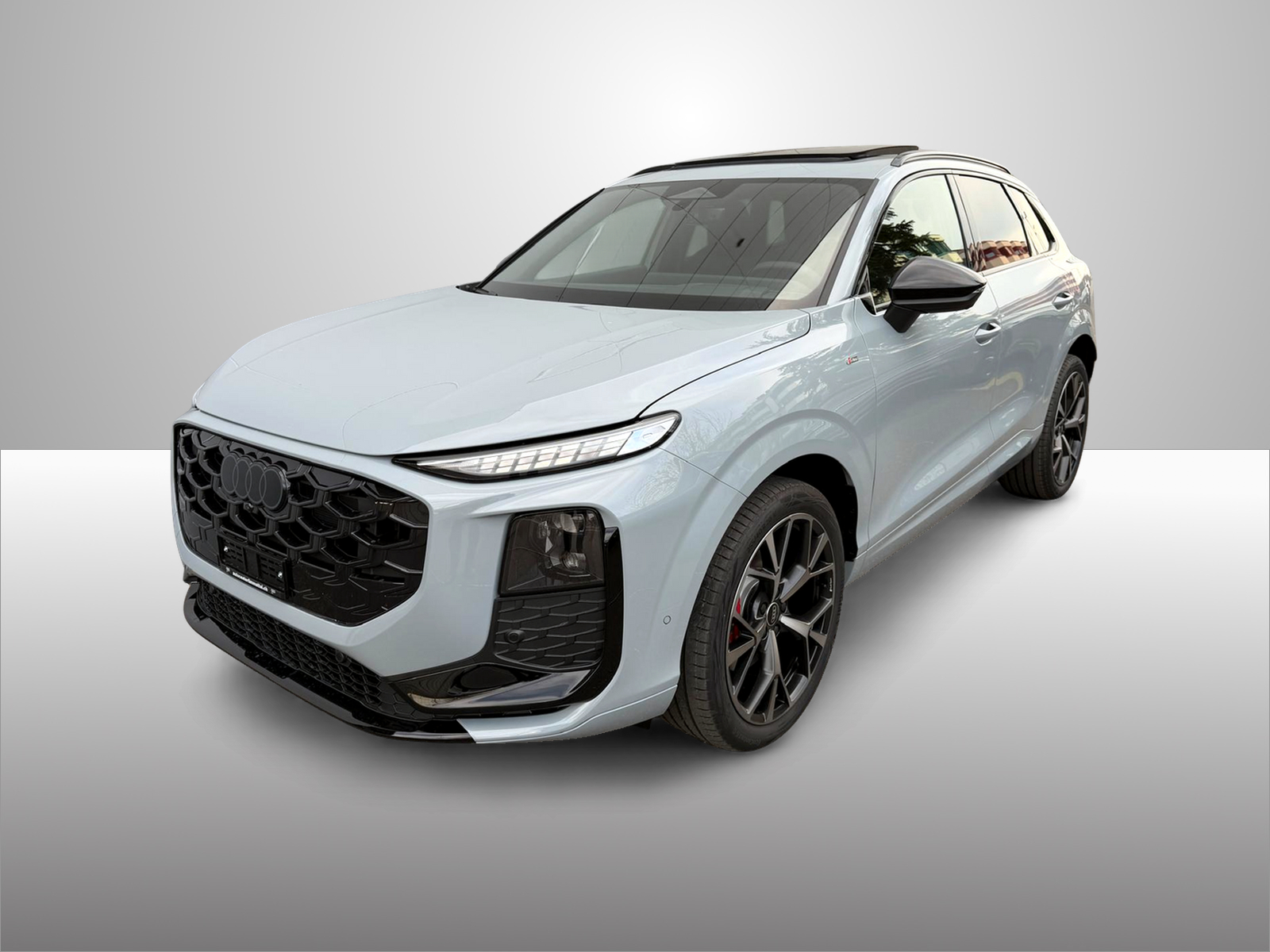AUDI Q3 SUV TFSI quattro 195 kW S tronic-image-0
