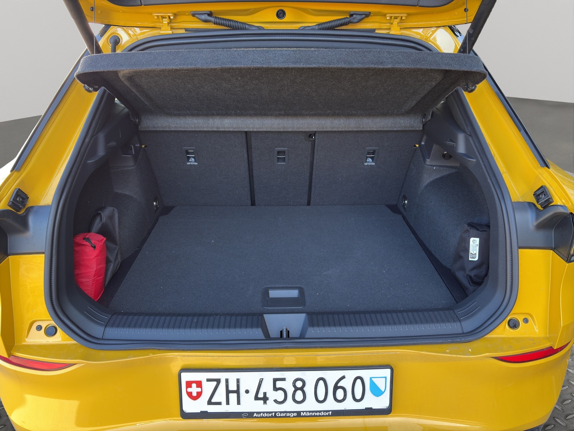 VW T-Roc 1.5 eTSI mHEV R-Line DSG-image-10
