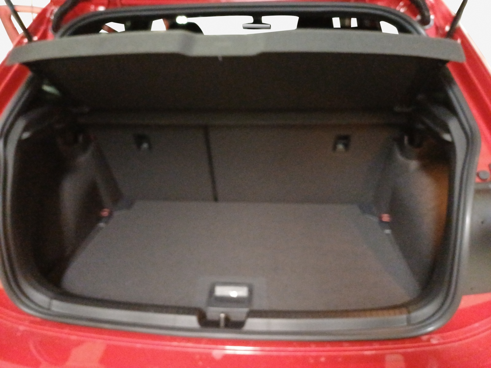 VW Polo 1.0 TSI R-Line United DSG-image-12