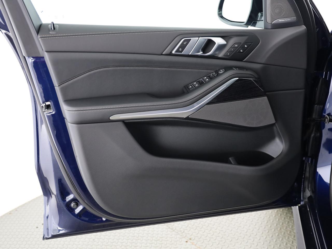 BMW X5 40d xDrive SAG-image-12