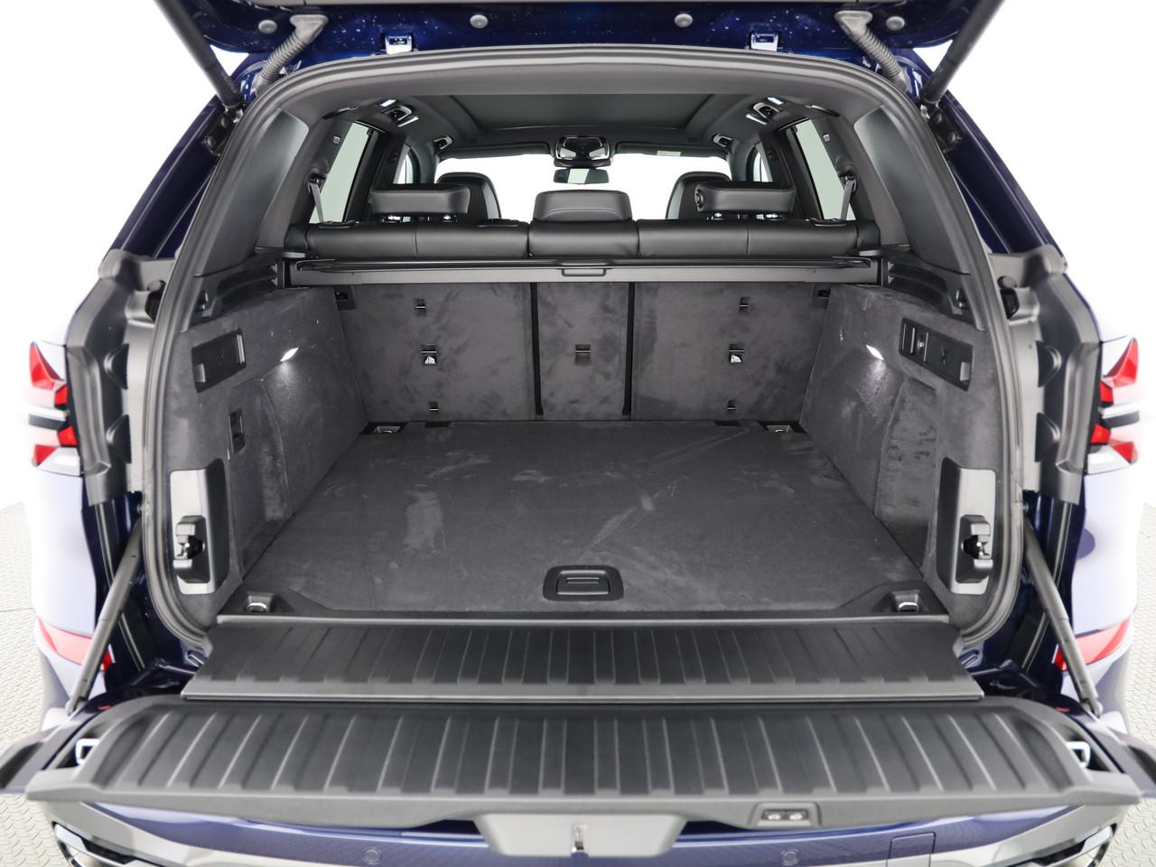 BMW X5 40d xDrive SAG-image-17