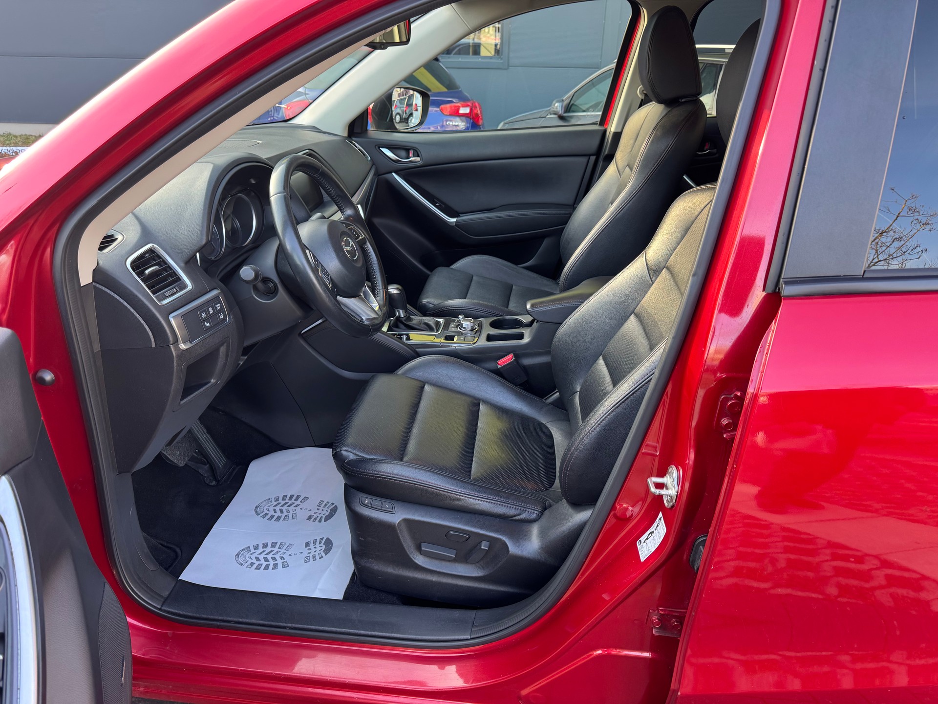 MAZDA CX-5 2.2 D HP Revolution AWD Automatic-image-9