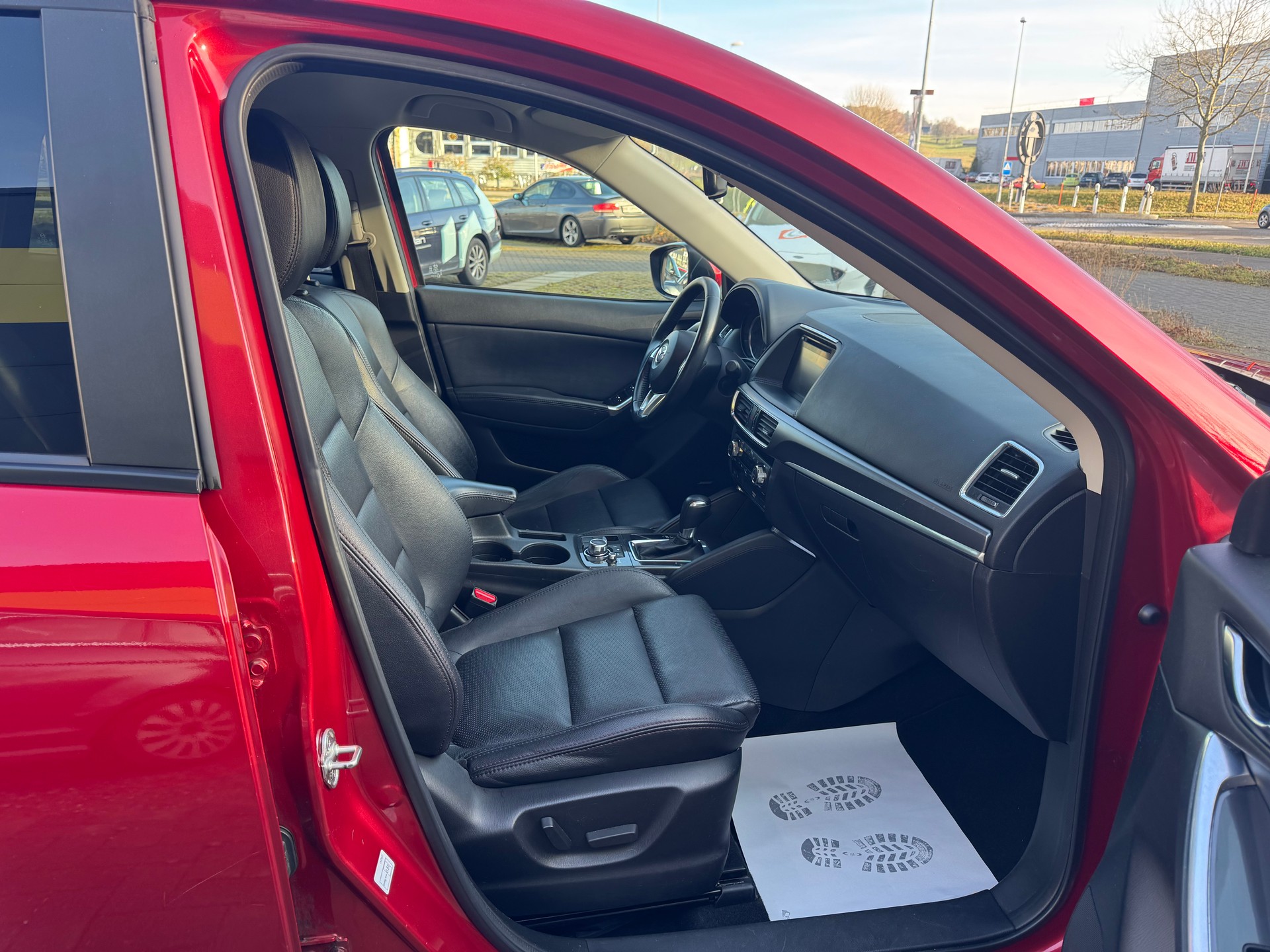 MAZDA CX-5 2.2 D HP Revolution AWD Automatic-image-11