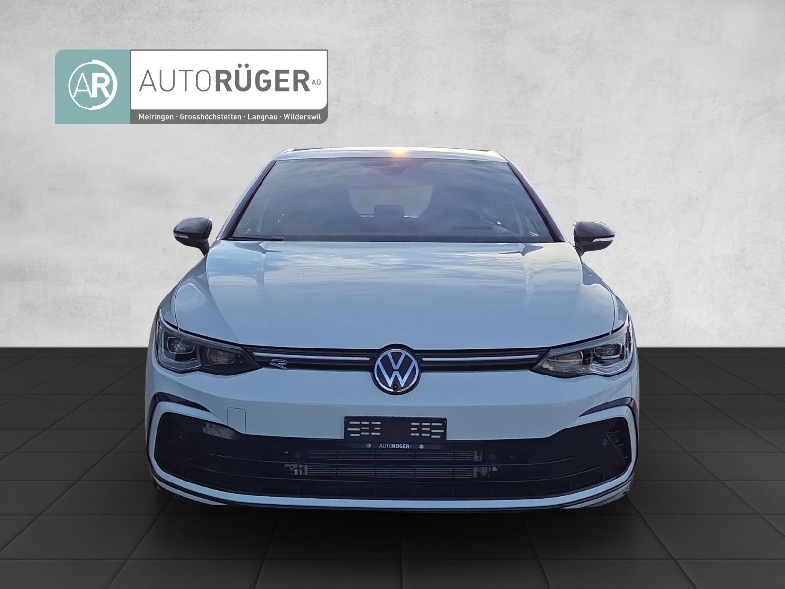 VW Golf 1.5 eTSI mHEV ACT R-Line 75 Edition DSG-image-1