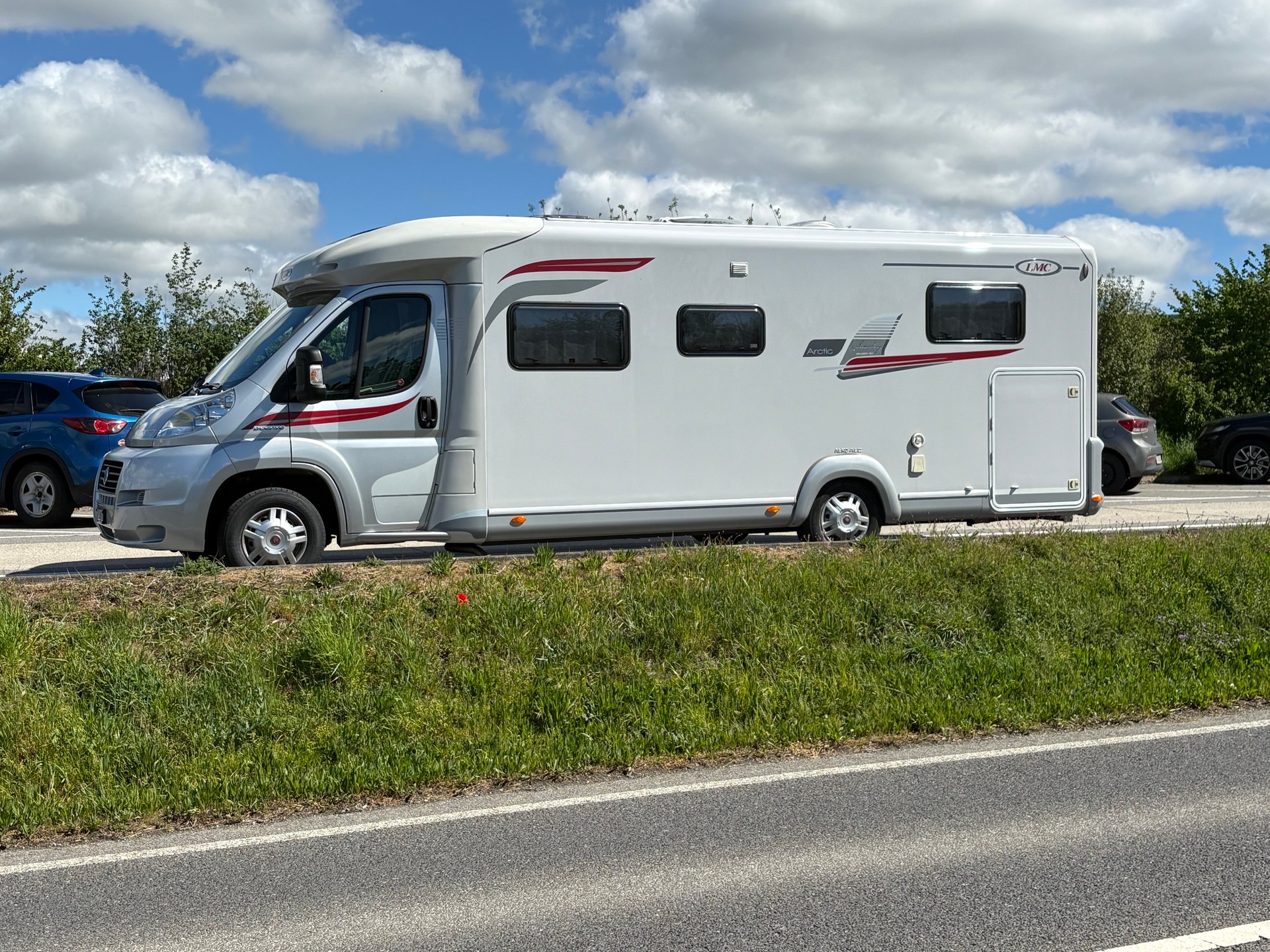 LMC Cruiser T721G