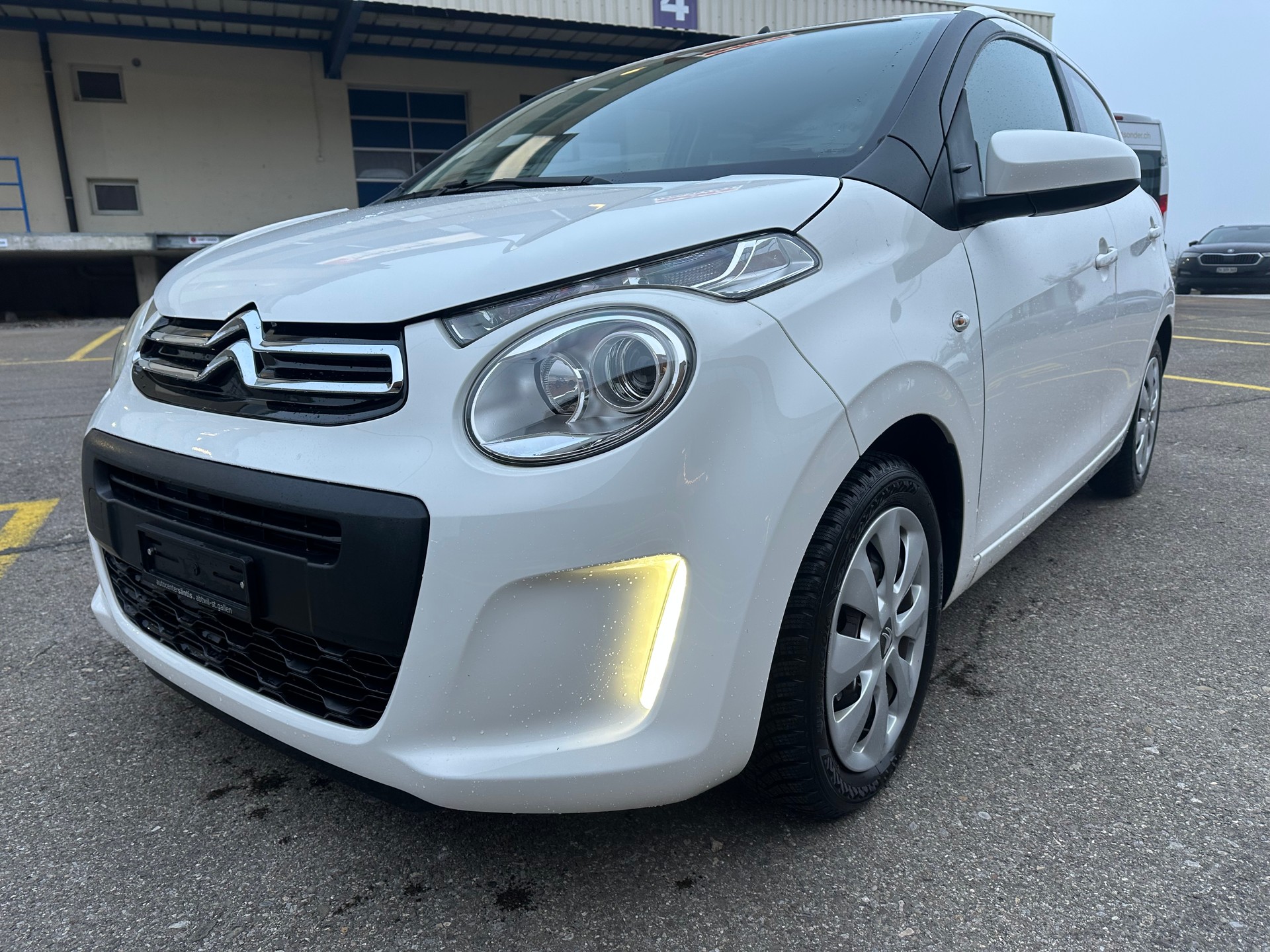 CITROEN C1 1.2 VTi Feel Airscape