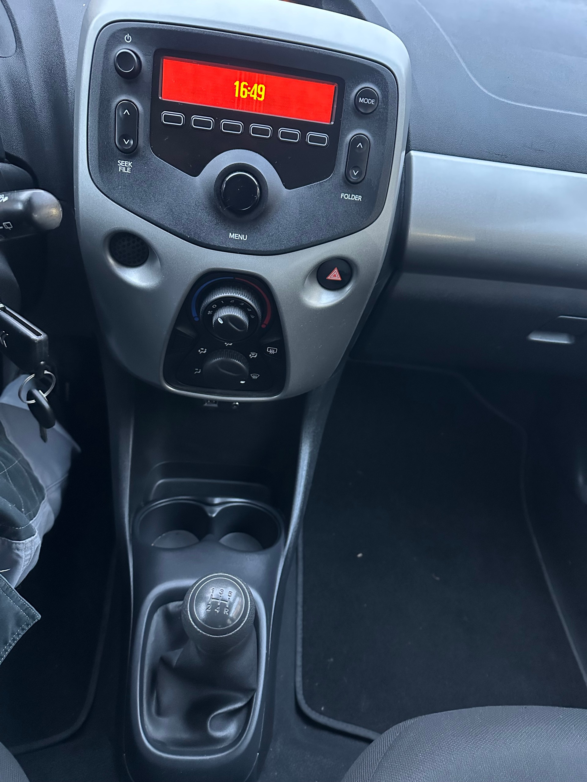 CITROEN C1 1.2 VTi Feel Airscape-image-14