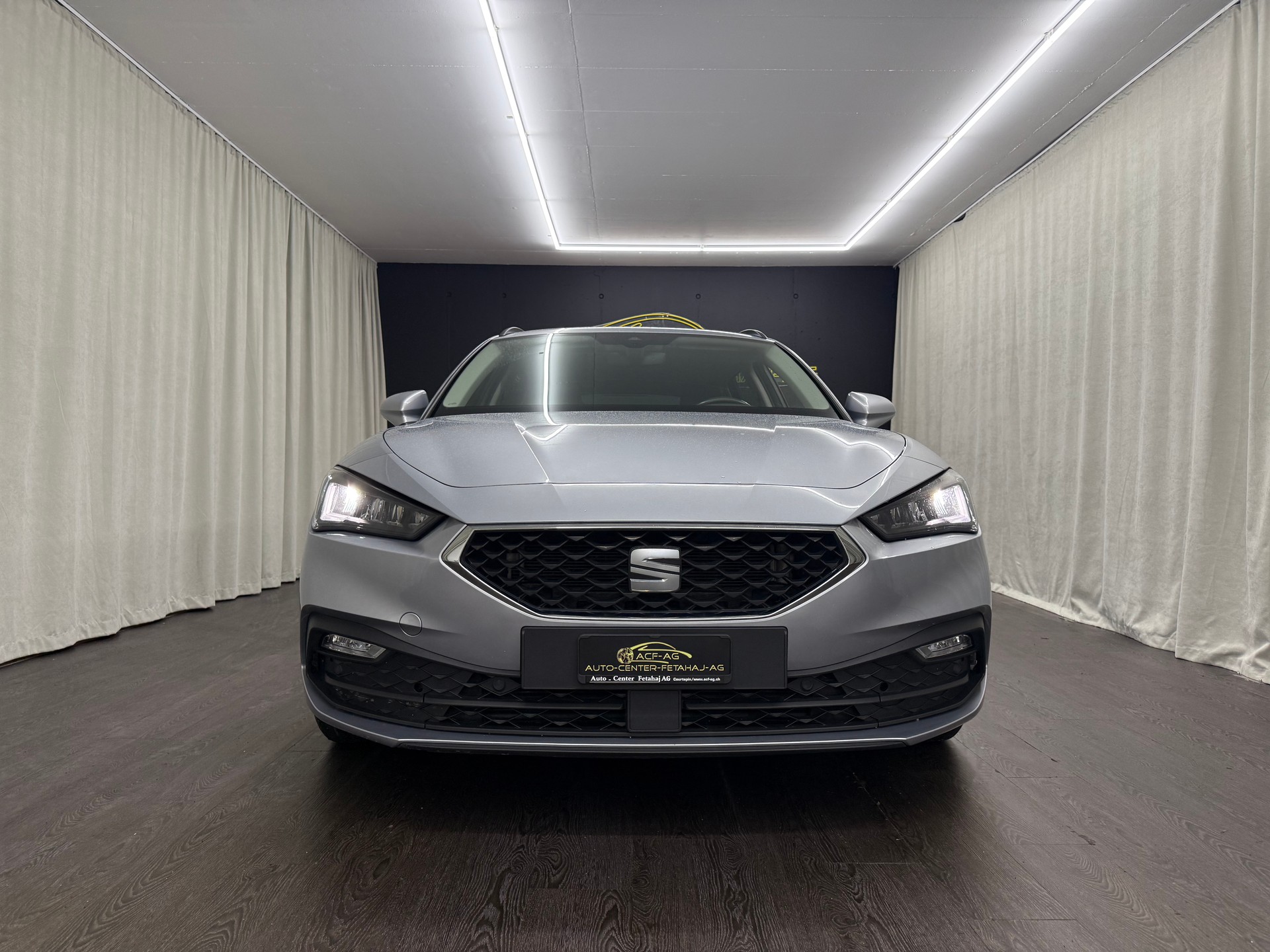 SEAT Leon ST 2.0 TDI EVO DSG Style-image-1