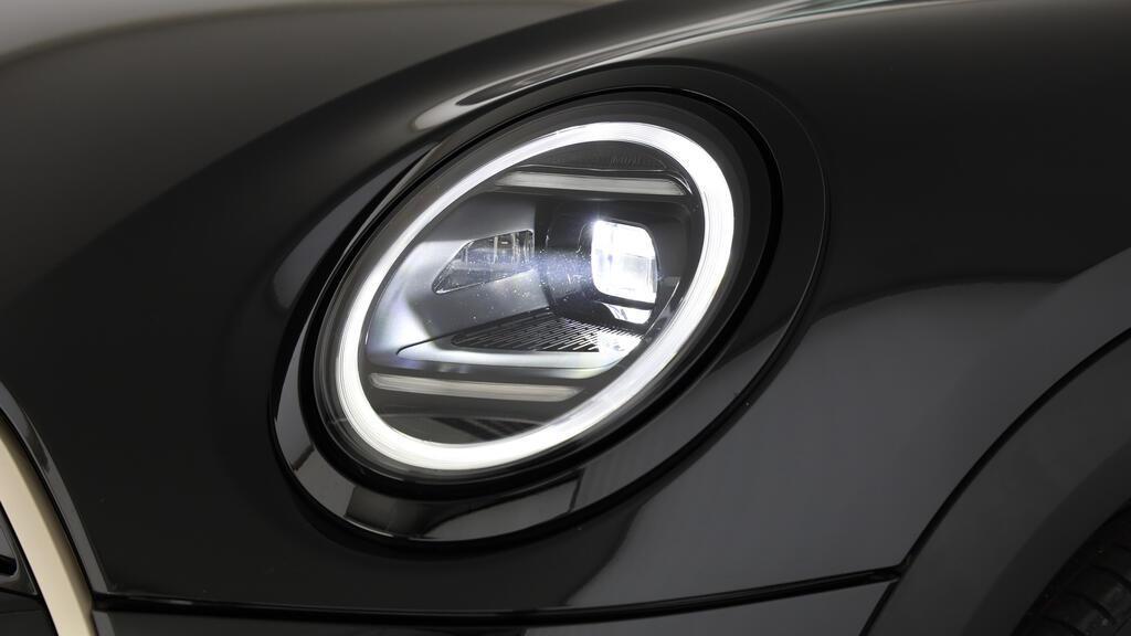 MINI Cooper S Cabrio-image-14