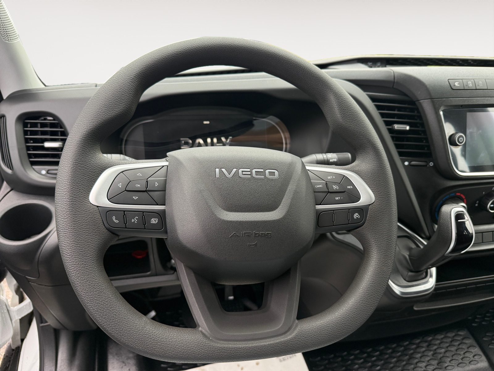 IVECO 35S16BA8D-image-9
