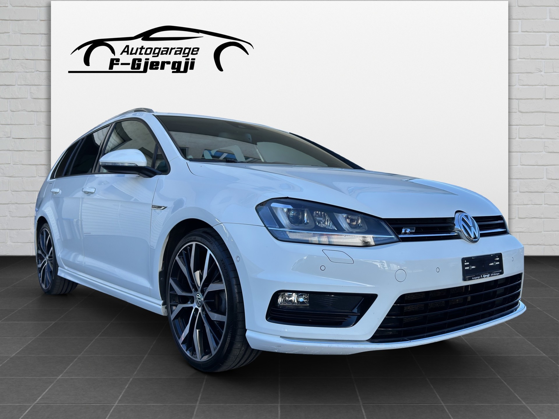 VW Golf Variant 1.4 TSI Lounge R-Line DSG-showroom-element-1