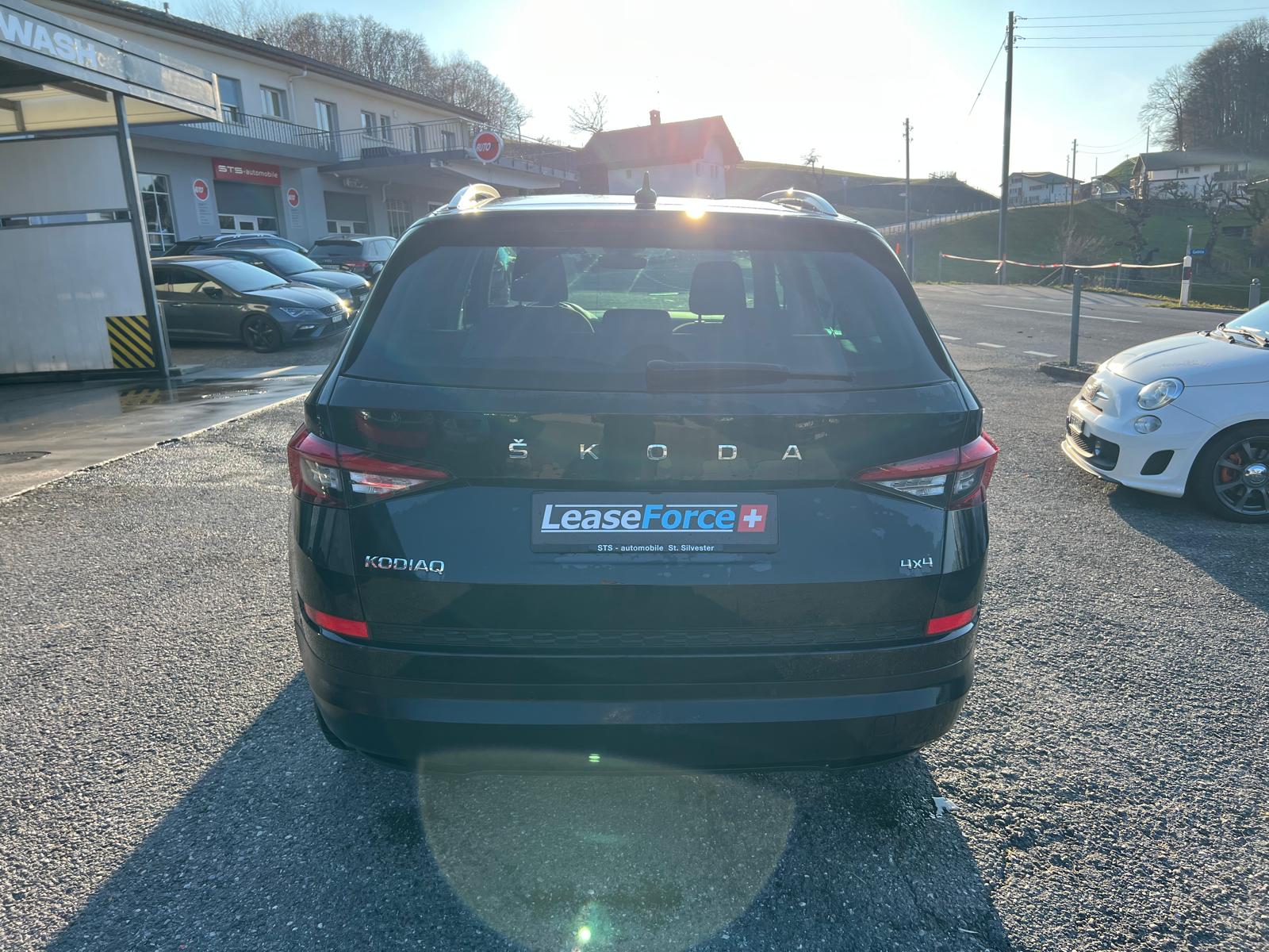 SKODA Kodiaq 2.0 TDI SCR Drive 4x4 DSG-image-2