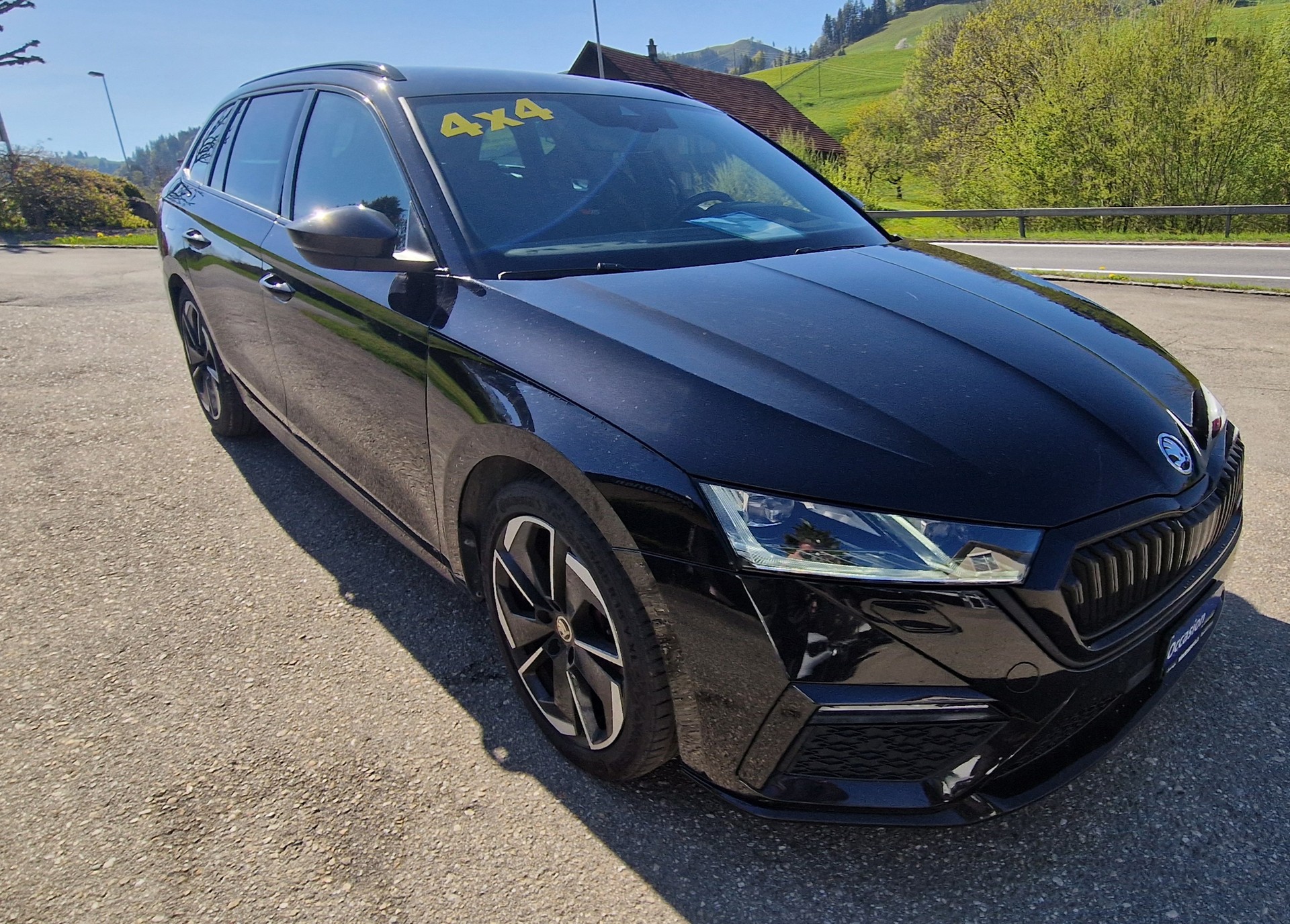 SKODA Octavia Combi 2.0 TDI DSG RS 4x4-image-1