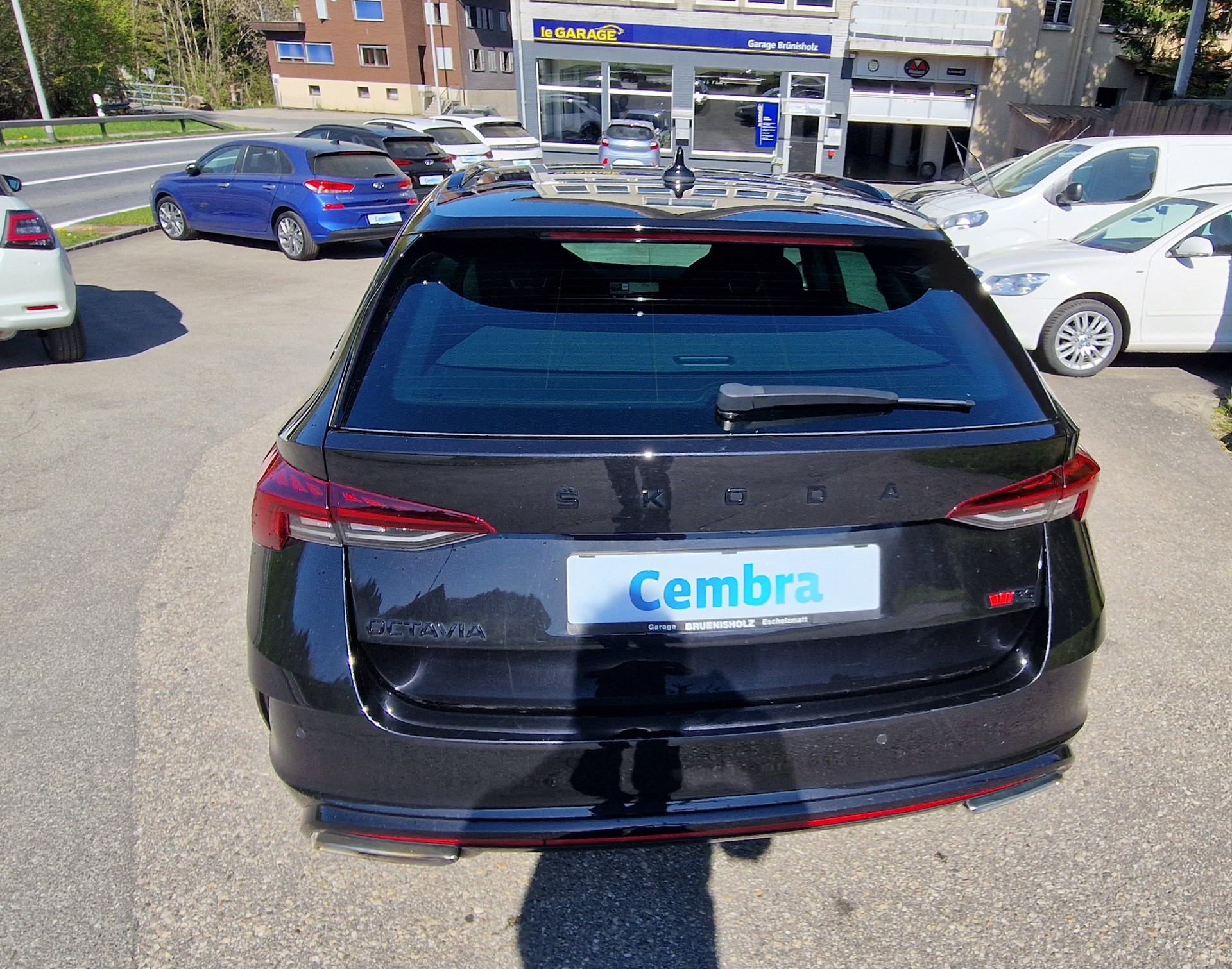 SKODA Octavia Combi 2.0 TDI DSG RS 4x4-image-4
