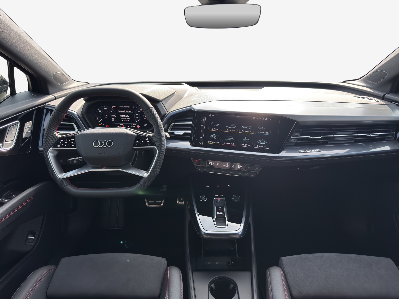 AUDI Q4 e-tron 45 Edition Swiss Ski quattro-image-8
