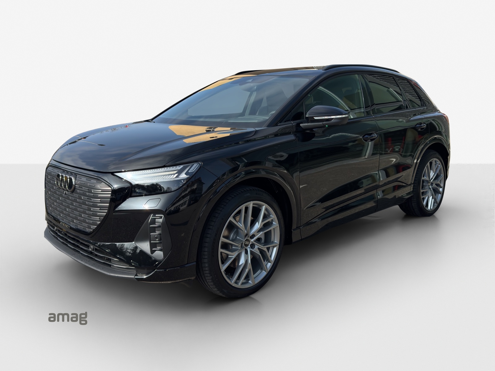 AUDI Q4 e-tron 45 Edition Swiss Ski quattro-image-0