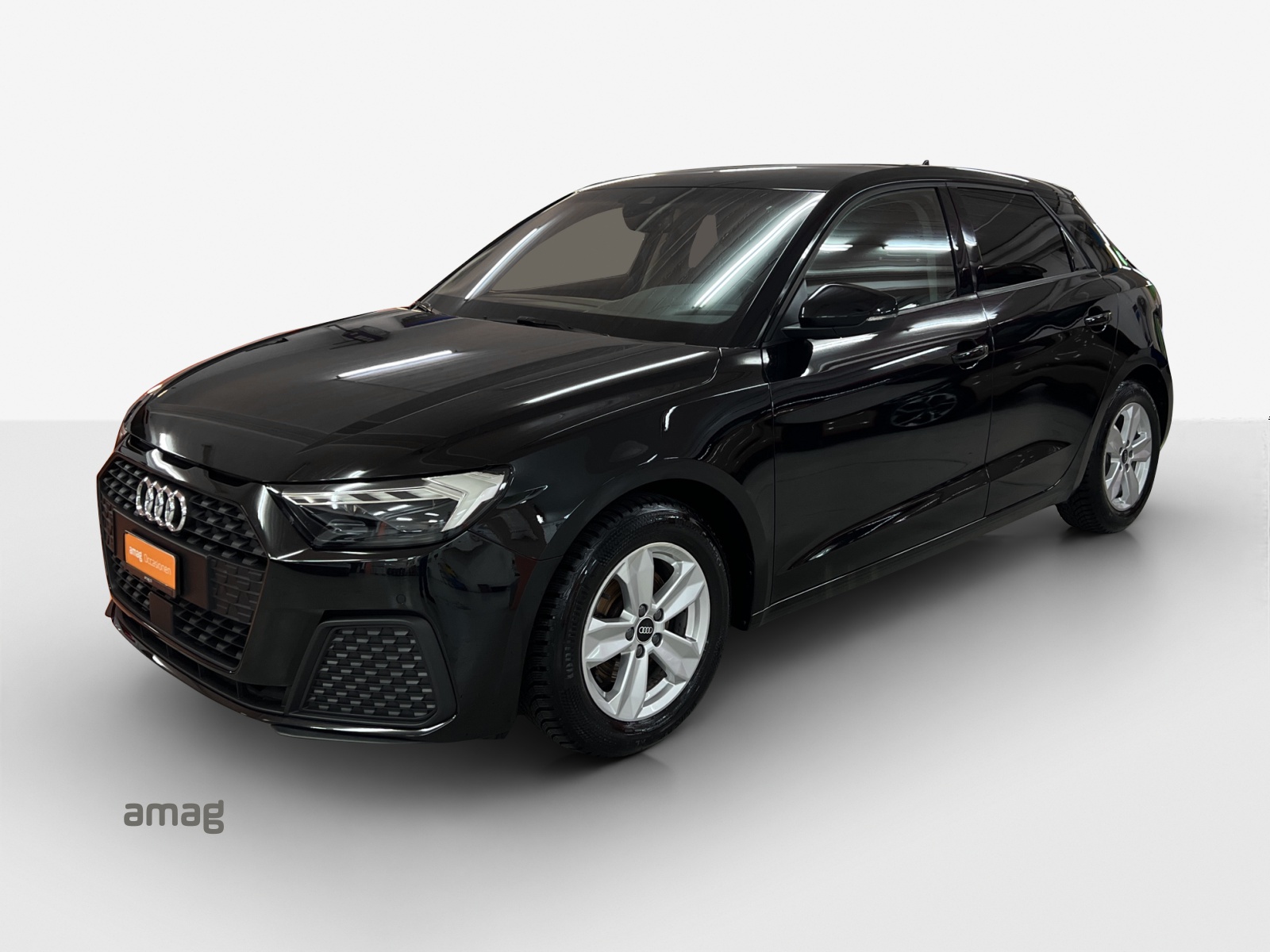AUDI A1 Sportback 30 TFSI Attraction-image-0