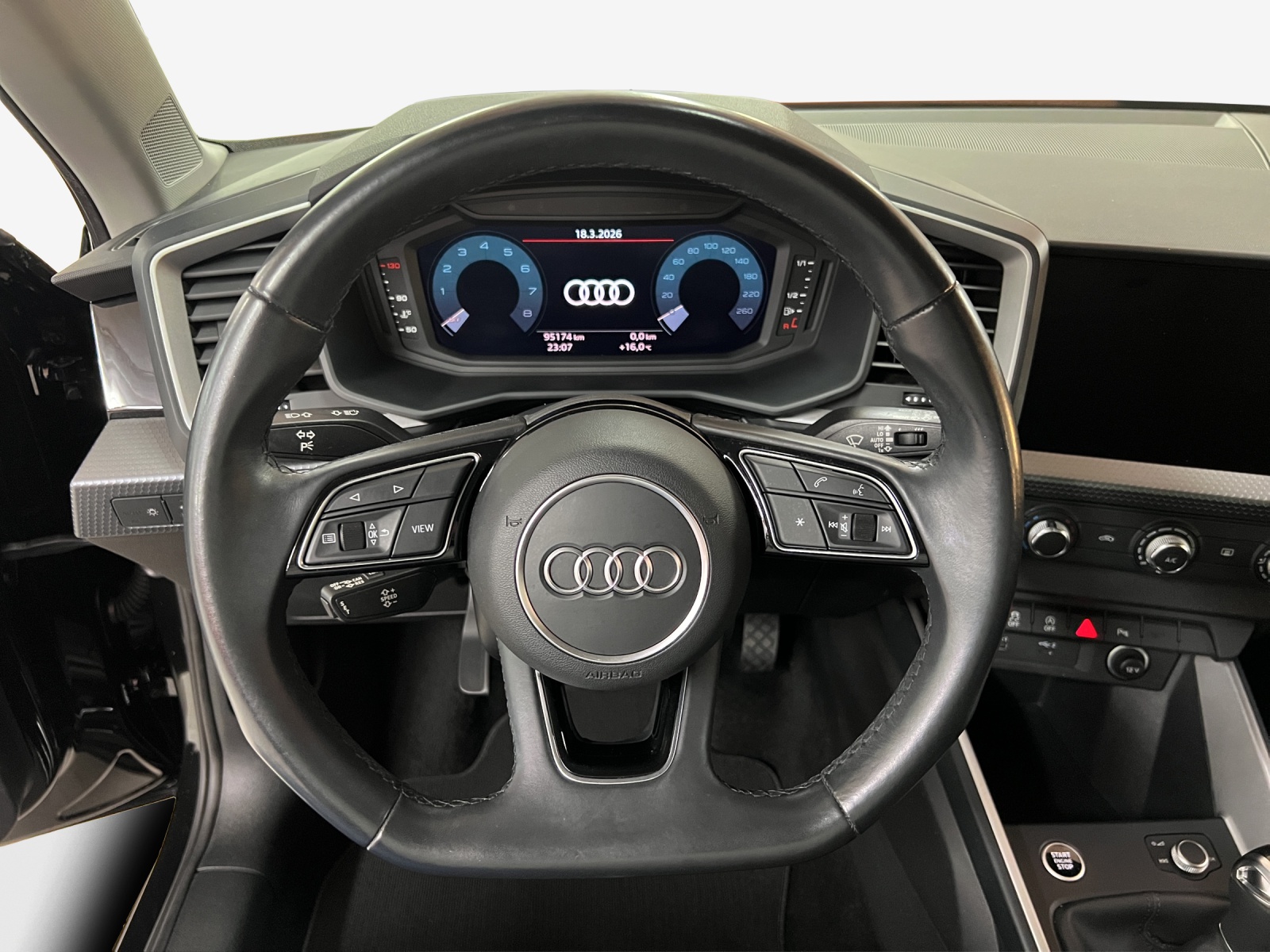 AUDI A1 Sportback 30 TFSI Attraction-image-9