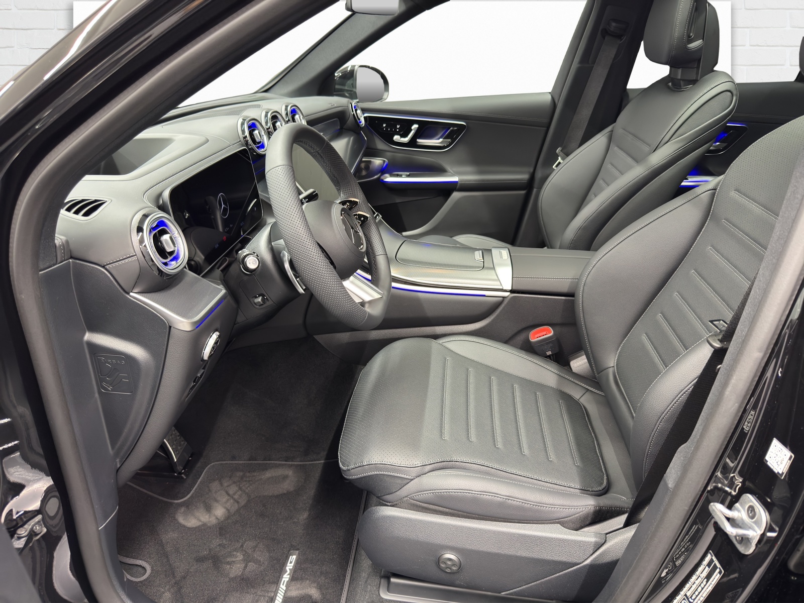 MERCEDES-BENZ GLC 300 de AMG Line 4Matic EQ Star-image-6