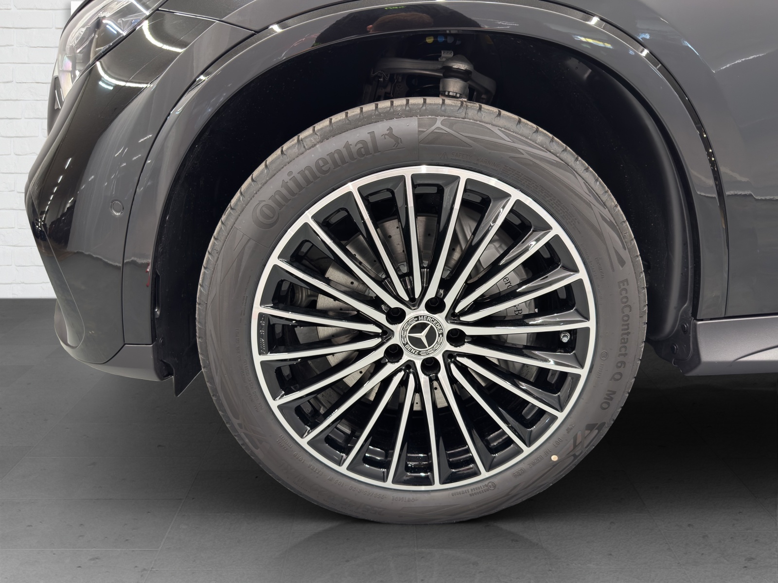 MERCEDES-BENZ GLC 300 de AMG Line 4Matic EQ Star-image-5