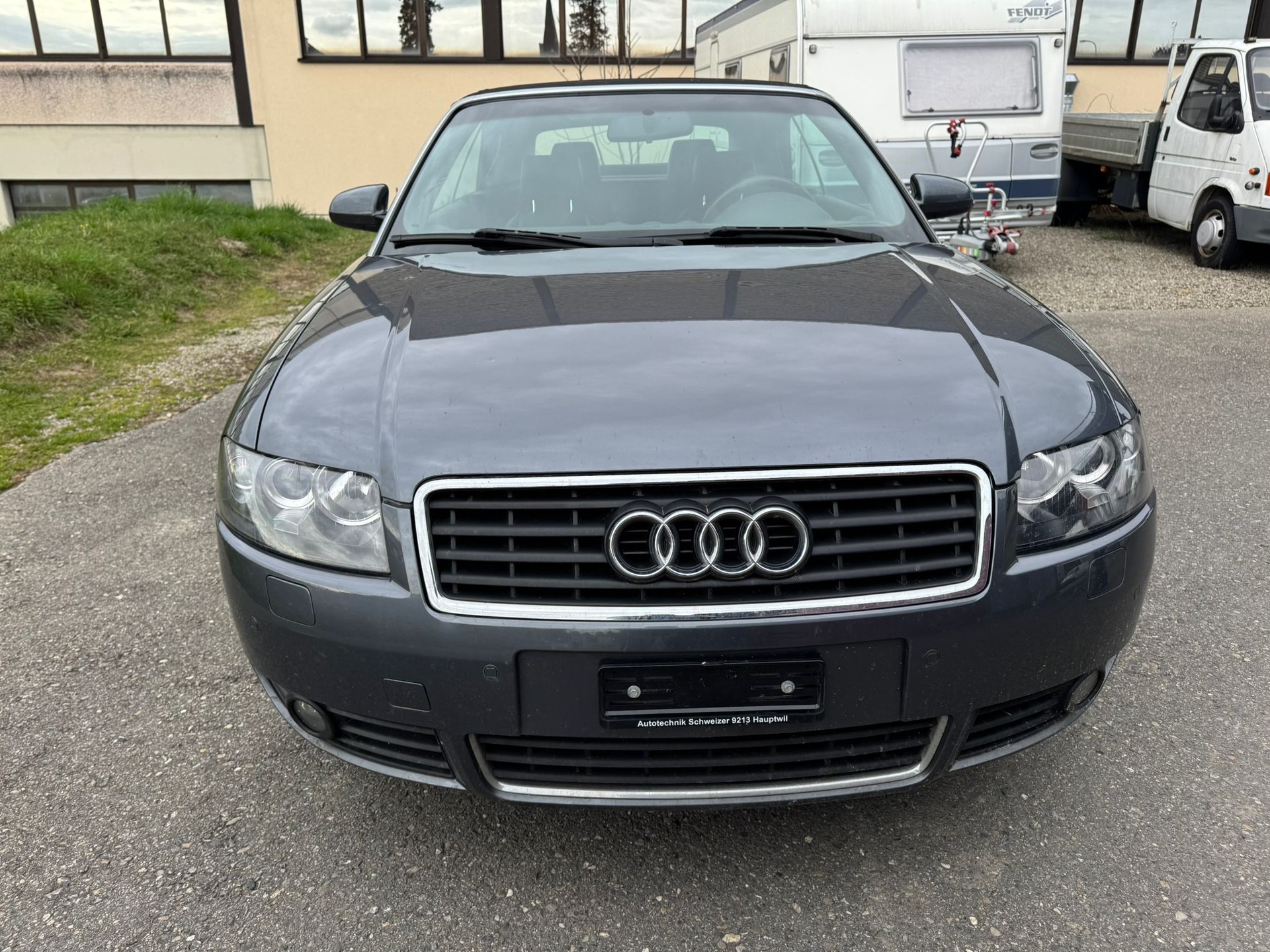 AUDI A4 Cabriolet 3.0 V6-image-1