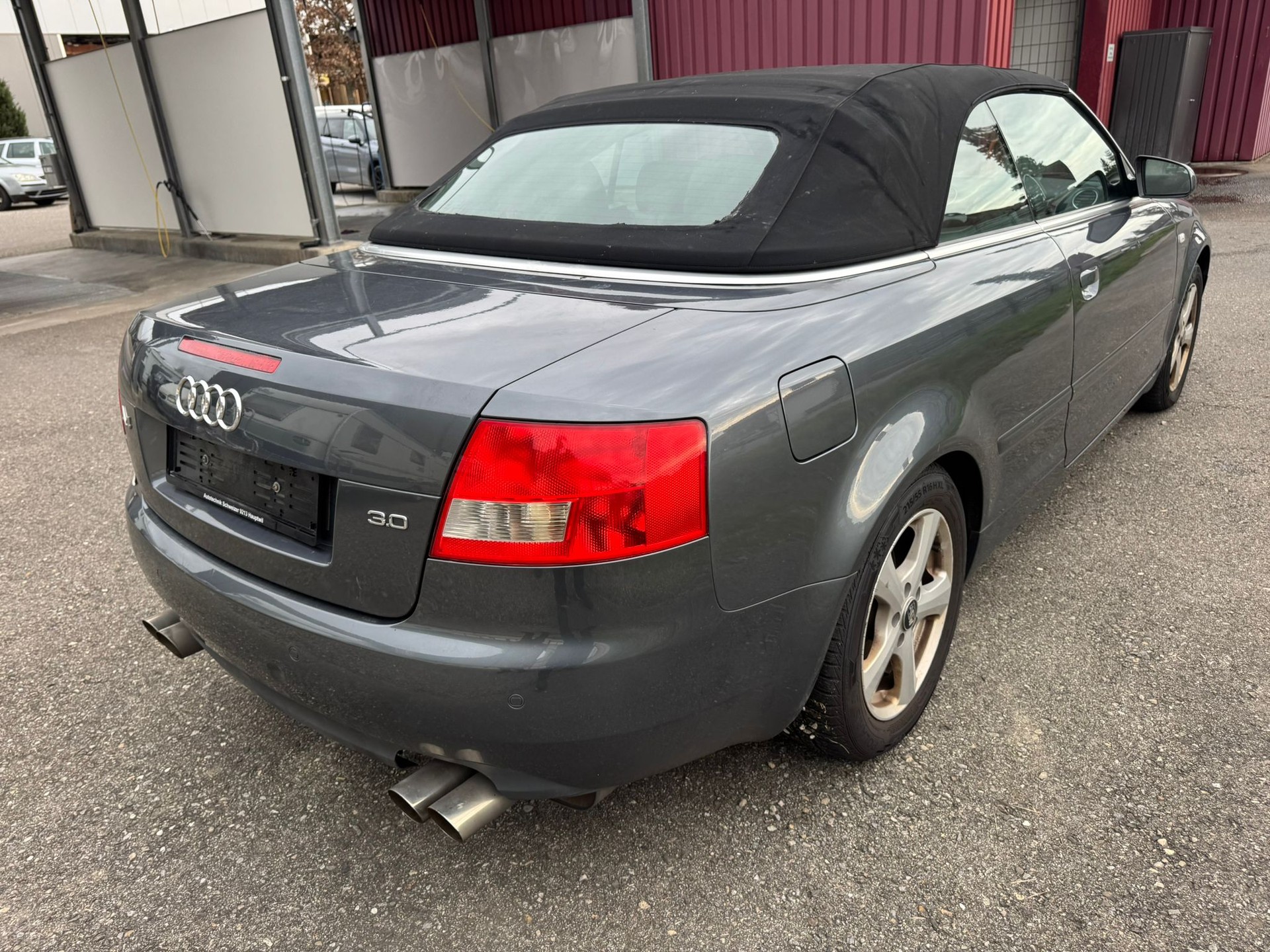 AUDI A4 Cabriolet 3.0 V6-image-6