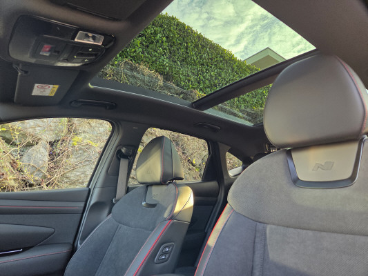 HYUNDAI Tucson 1.6 HEV N-Line 4WD-image-8