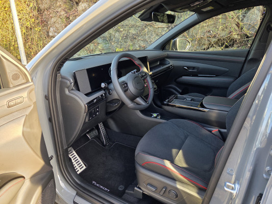 HYUNDAI Tucson 1.6 HEV N-Line 4WD-image-7