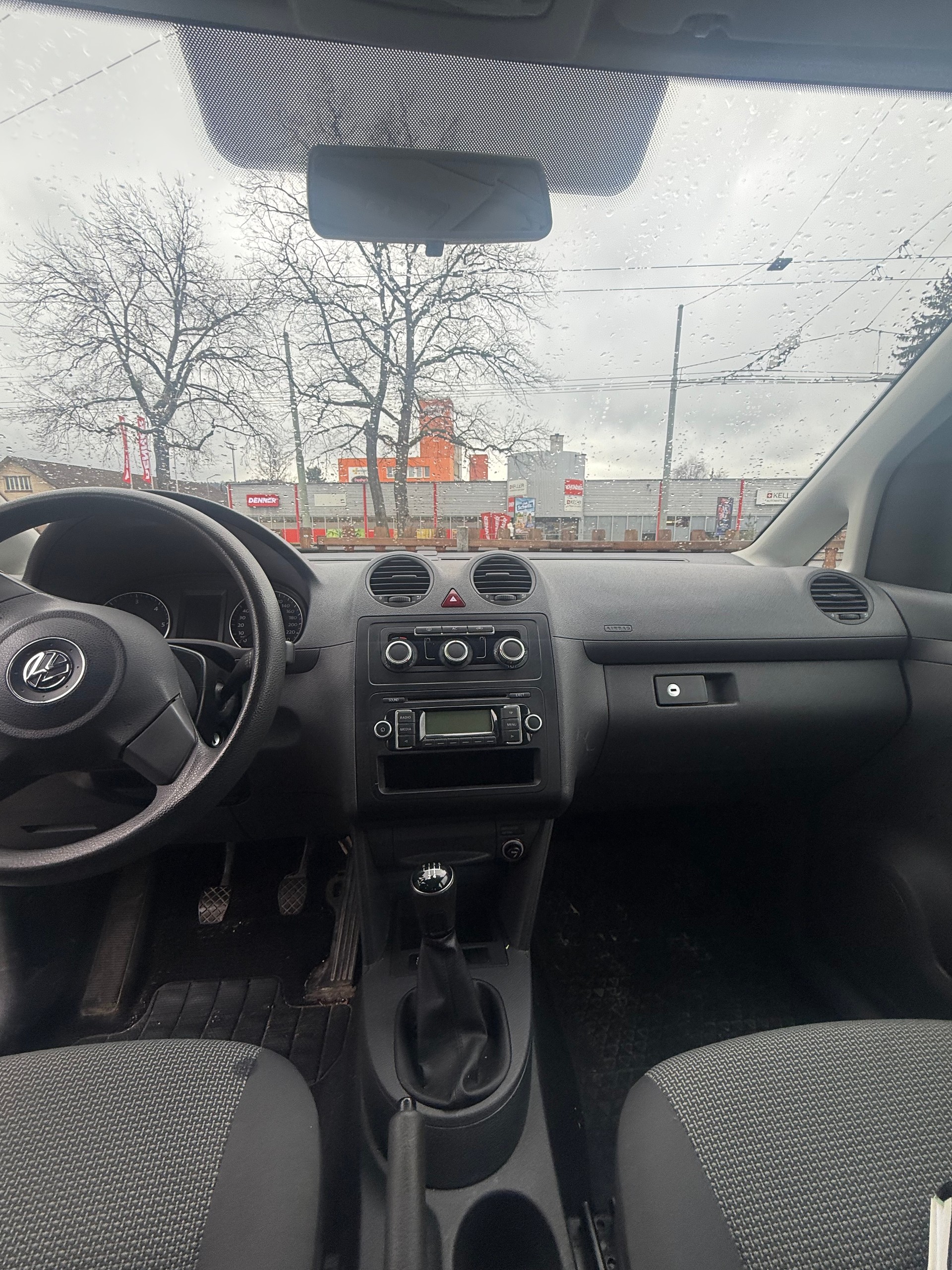 VW Caddy 1.6 TDI Blue Motion Technology Trendline-image-7