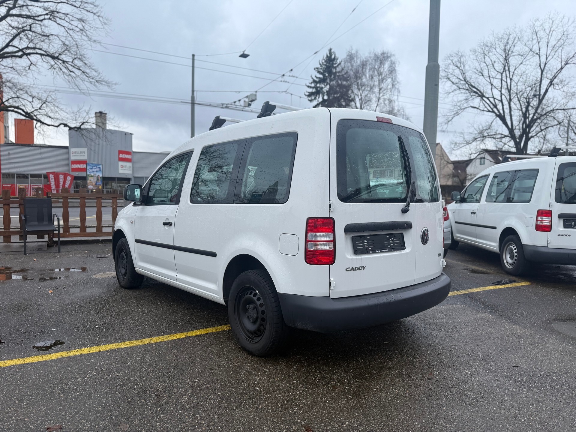 VW Caddy 1.6 TDI Blue Motion Technology Trendline-image-3