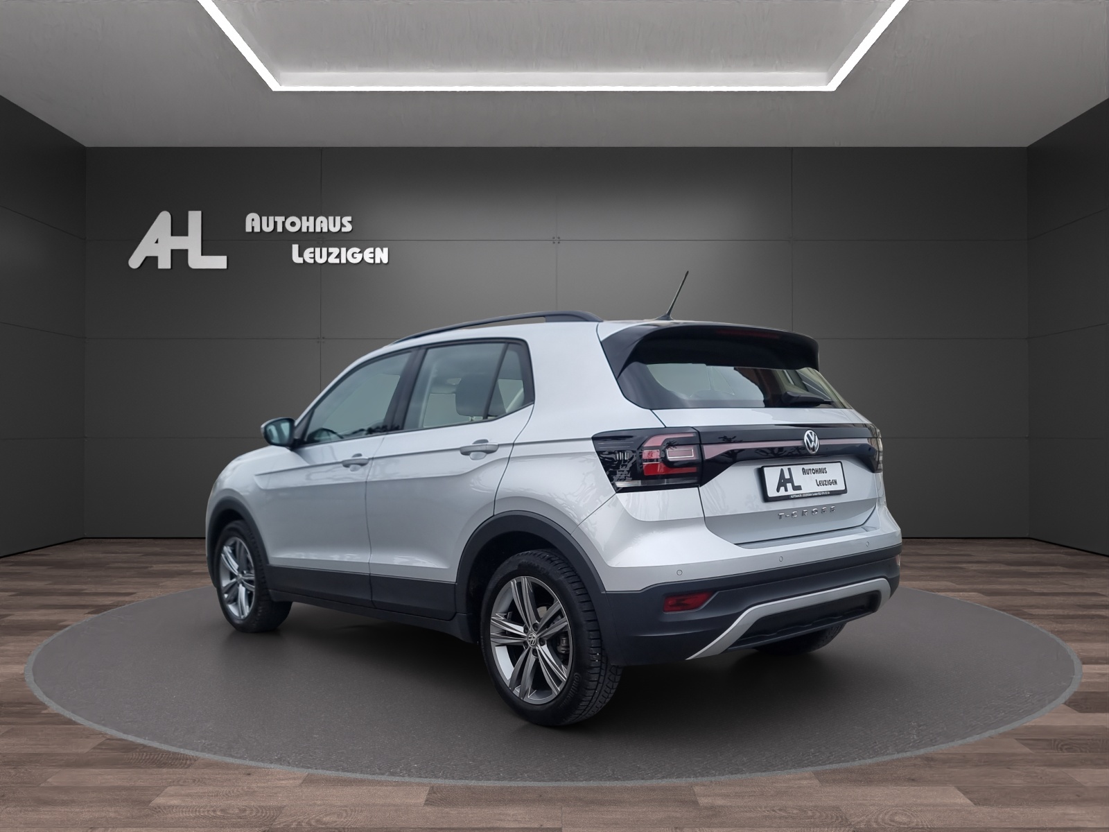 VW T-Cross 1.0 TSI Life DSG-image-2