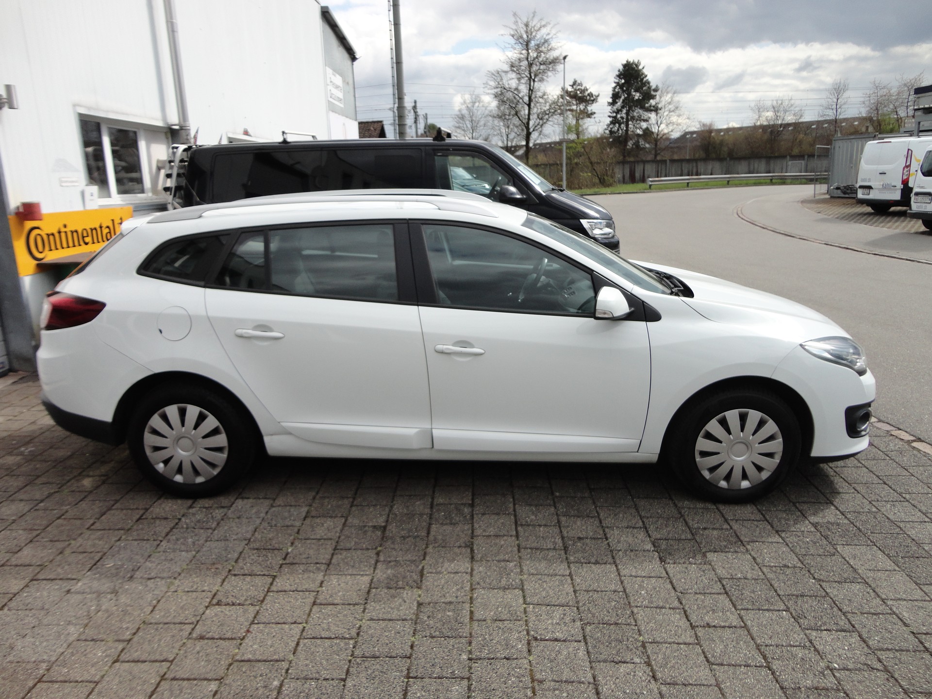 RENAULT Mégane Grandtour 1.5 dCi Expression-image-5
