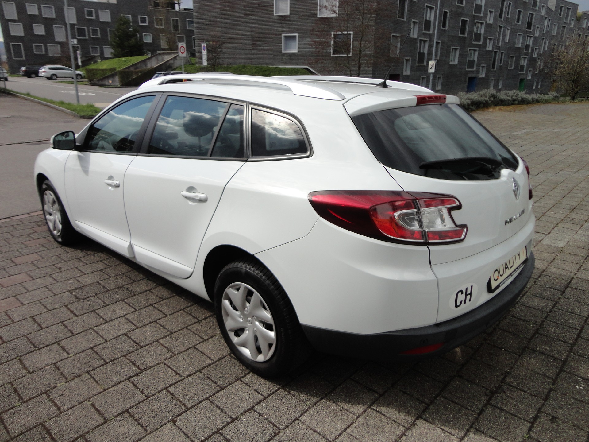 RENAULT Mégane Grandtour 1.5 dCi Expression-image-2