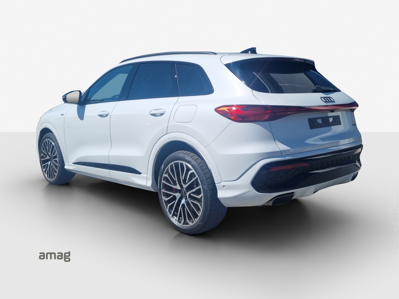 AUDI Q5 e-hybrid quattro 270 kW S-tronic-image-2