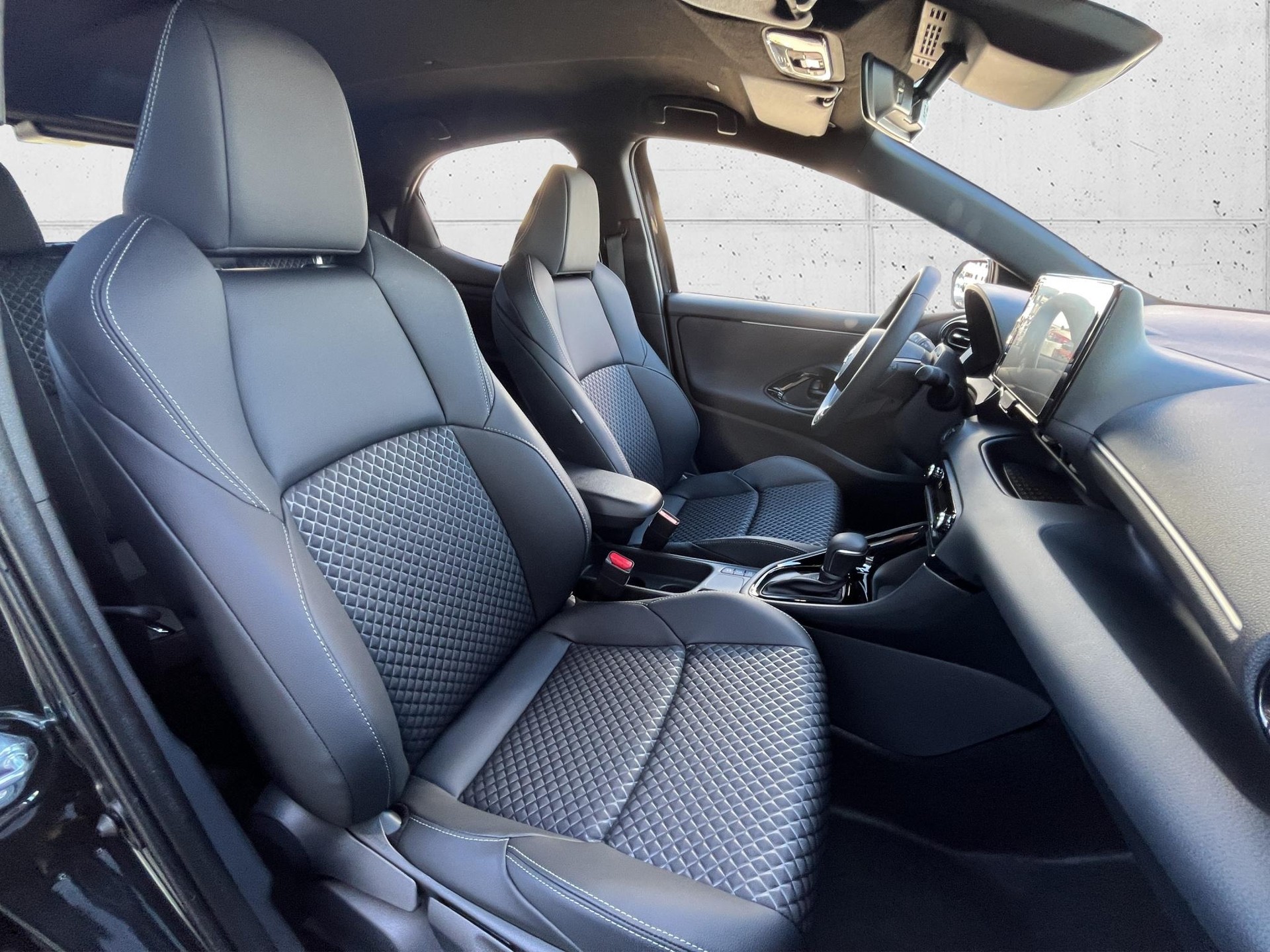 MAZDA 2 1.5 Hybrid Homura-image-15