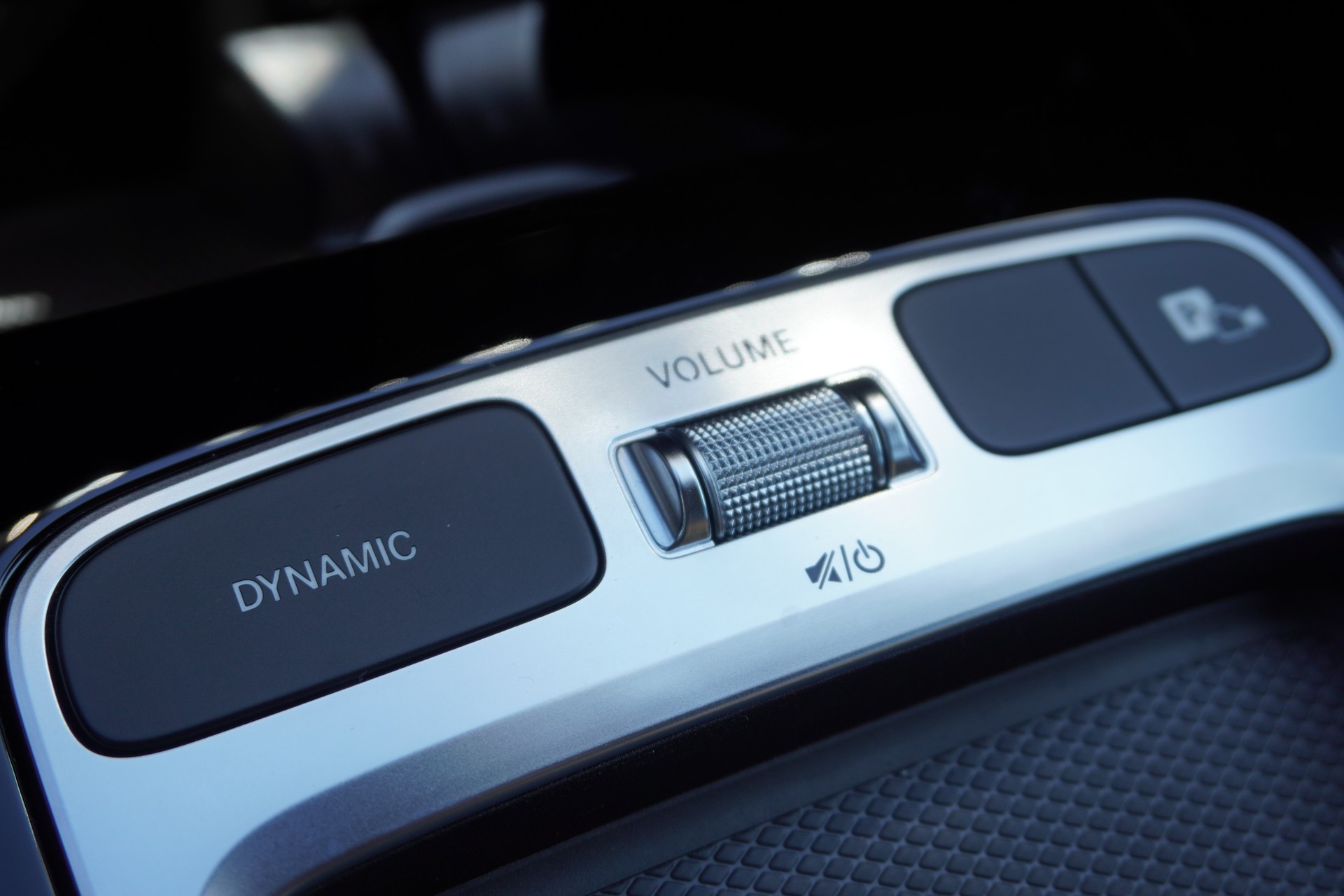 MERCEDES-BENZ A 250 e 8G-DCT AMG-LINE-image-20