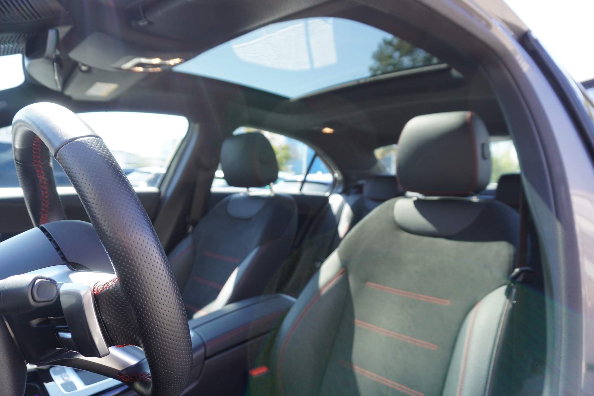 MERCEDES-BENZ A 250 e 8G-DCT AMG-LINE-image-12