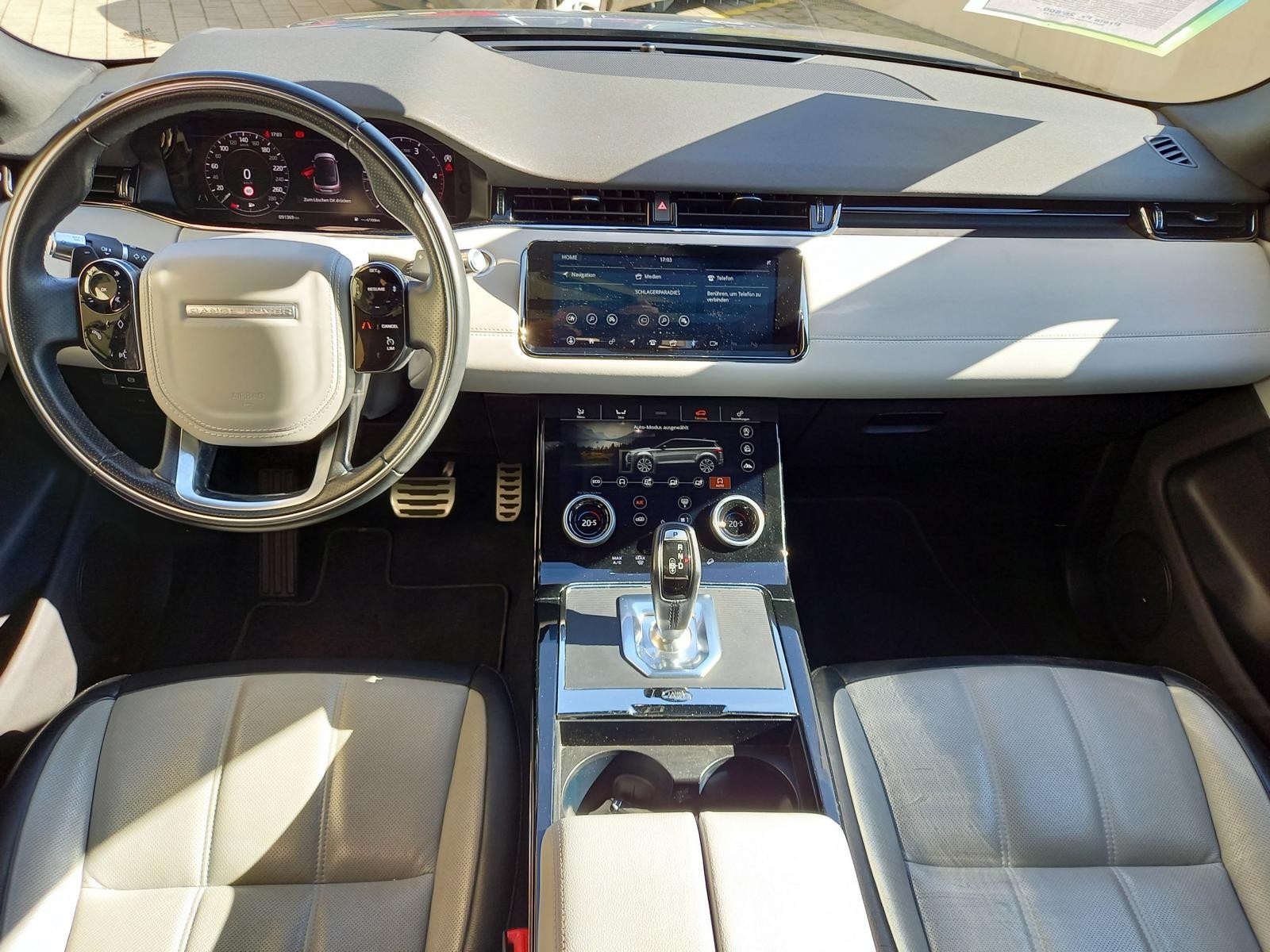 LAND ROVER Range Rover Evoque R-Dynamic D 240 SE AT9-image-4