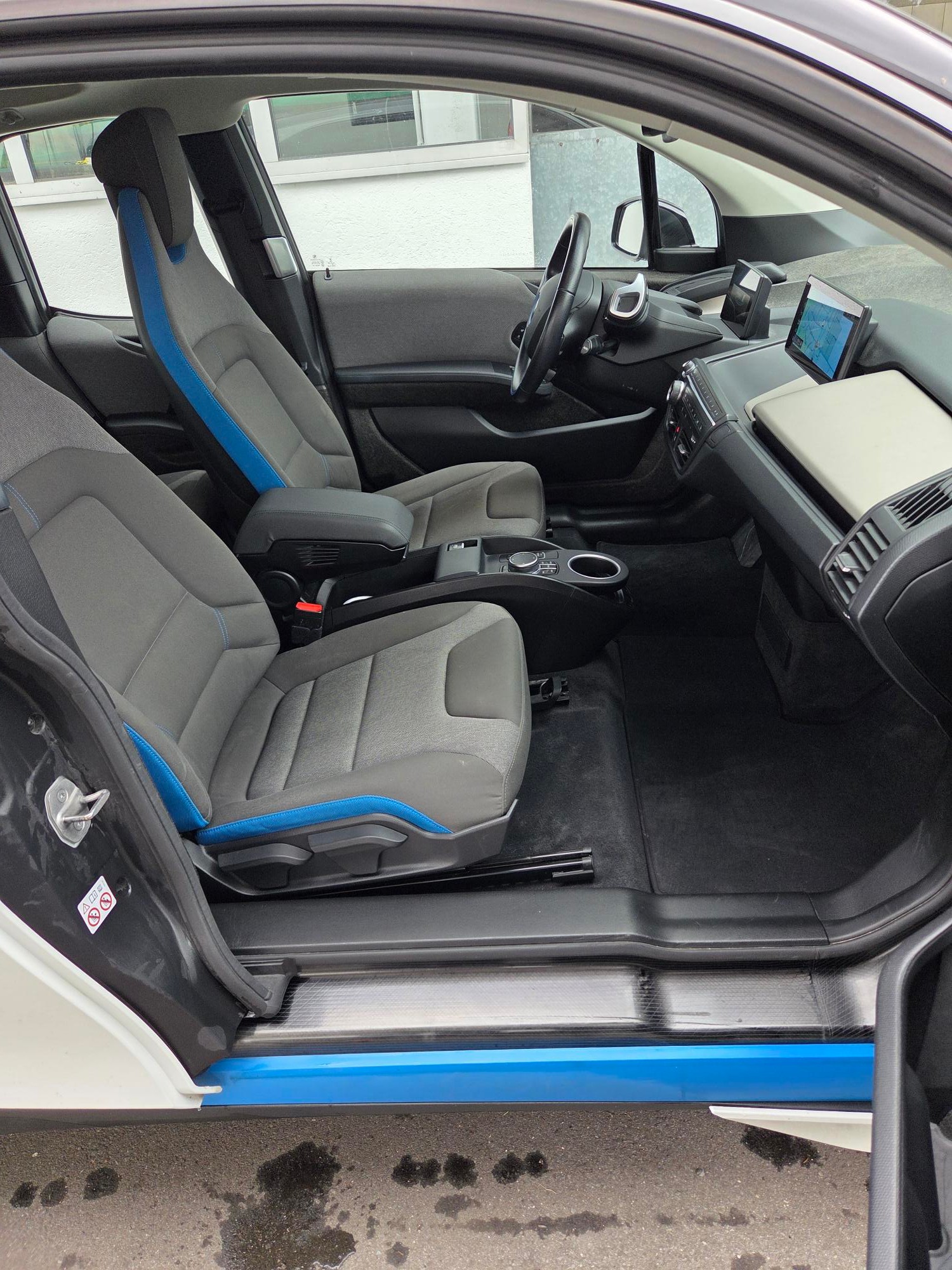 BMW i3 (94Ah)-image-7